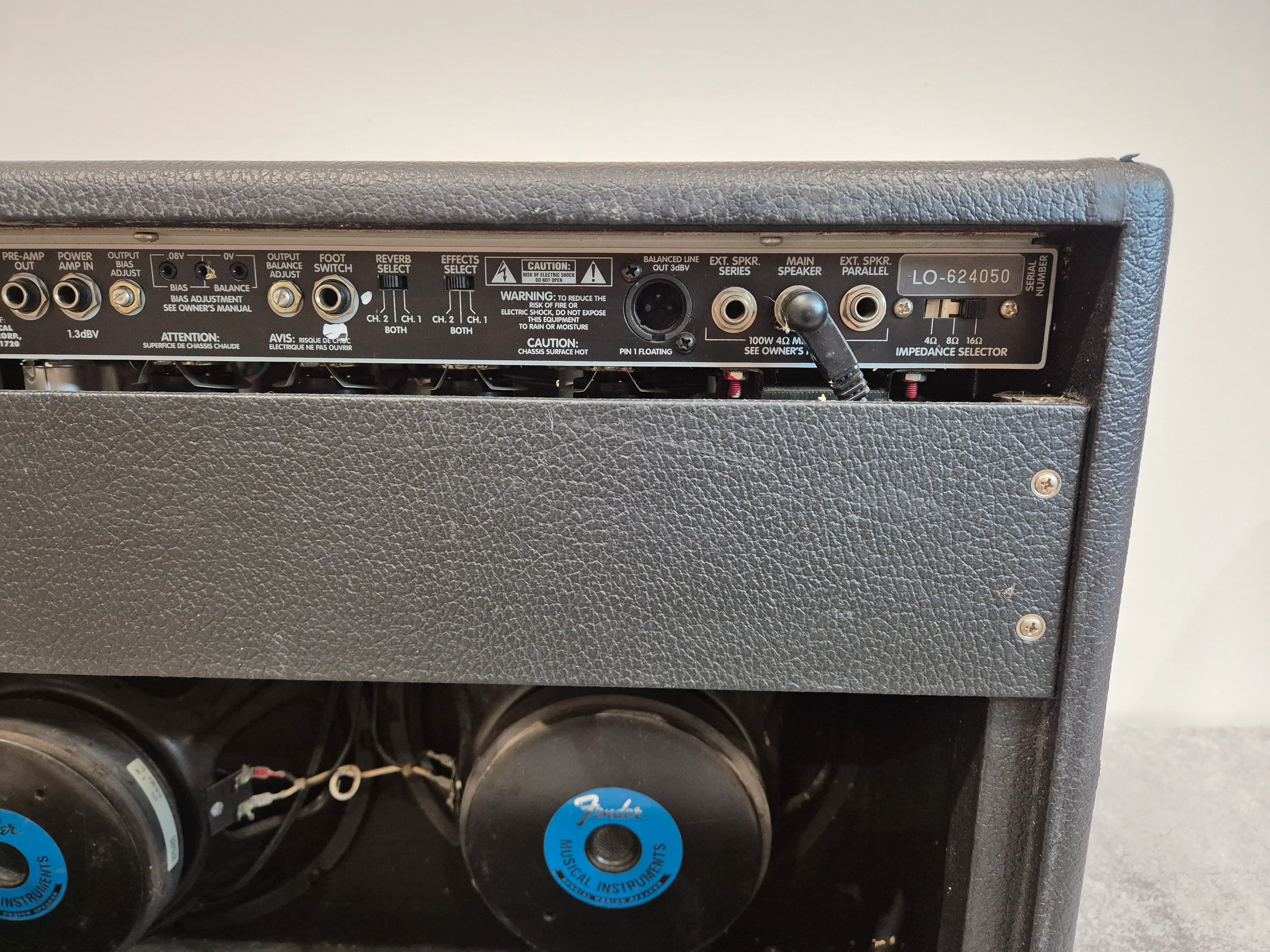 Fender Twin Amp - 100-watts Versatile Guitar Amplifier - Image 8