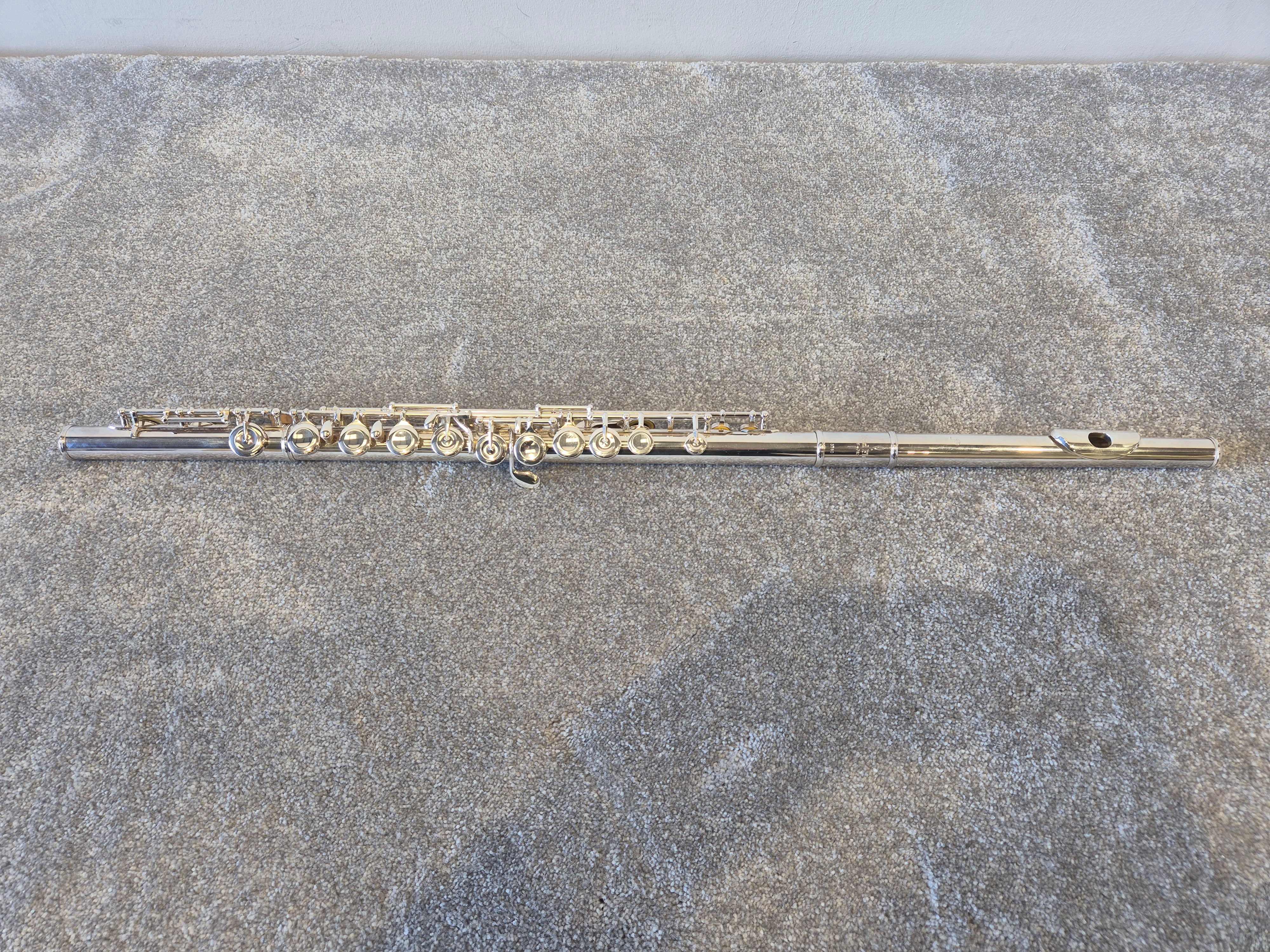 Pearl Flute PF-765 - Quartz S/N 5760 w/ Hard Case - Image 2