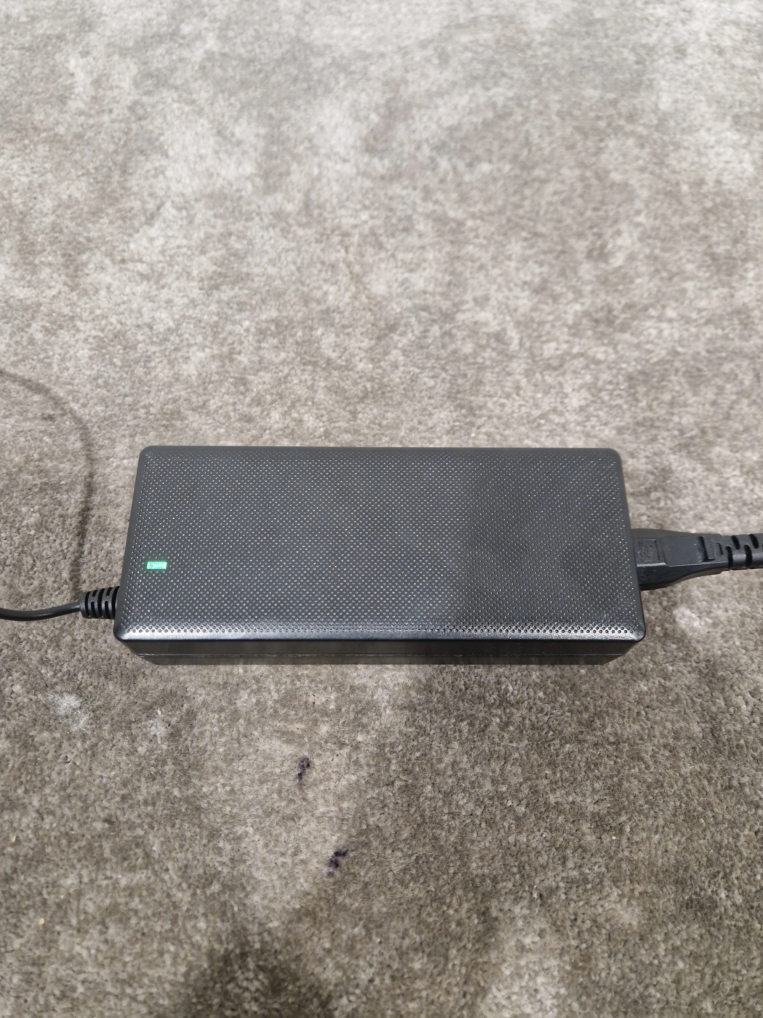 Flypower Switching Adapter PS120C200Y6000M - Excellent - Image 10