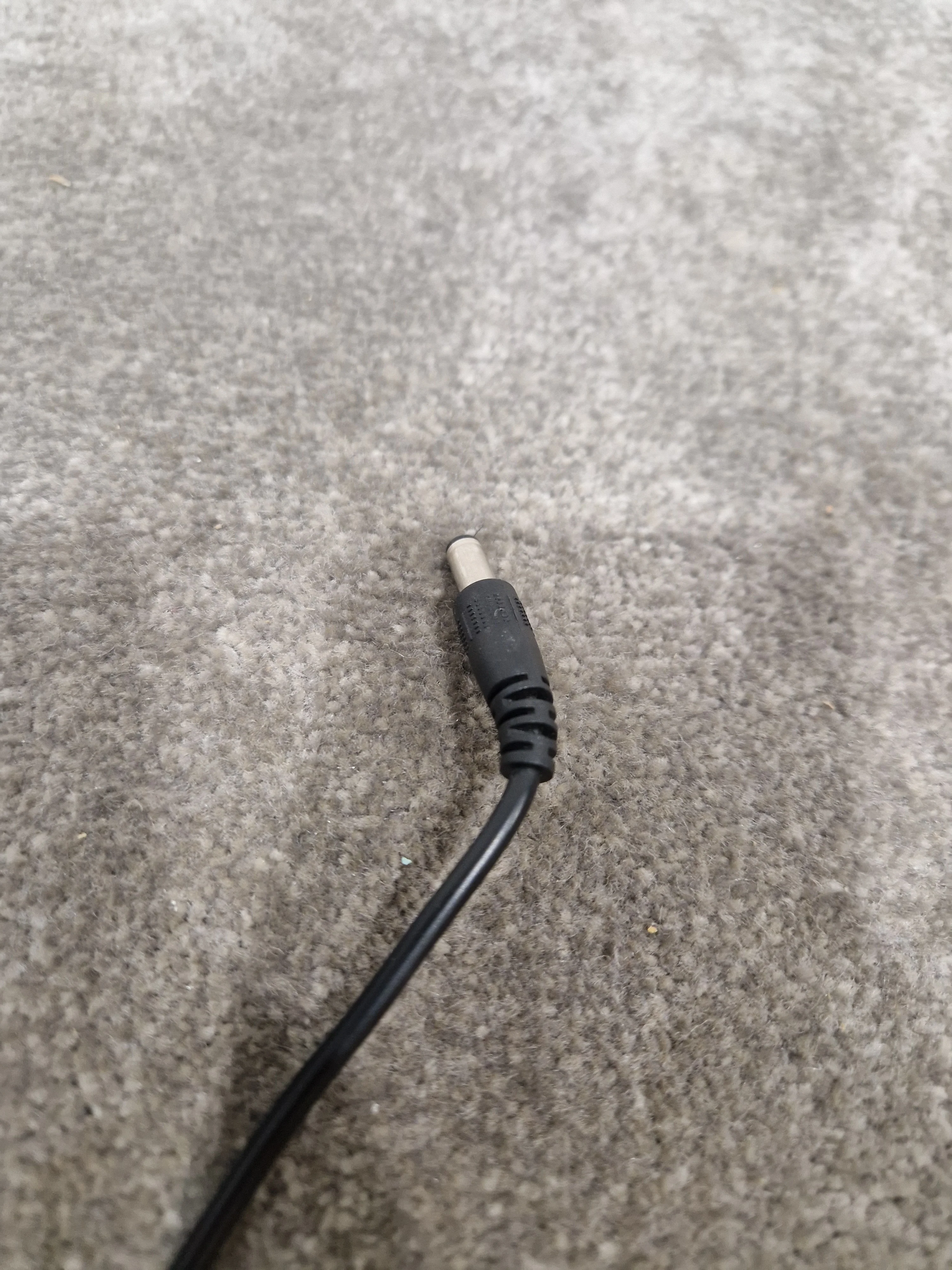 Flypower Switching Adapter PS120C200Y6000M - Excellent - Image 4