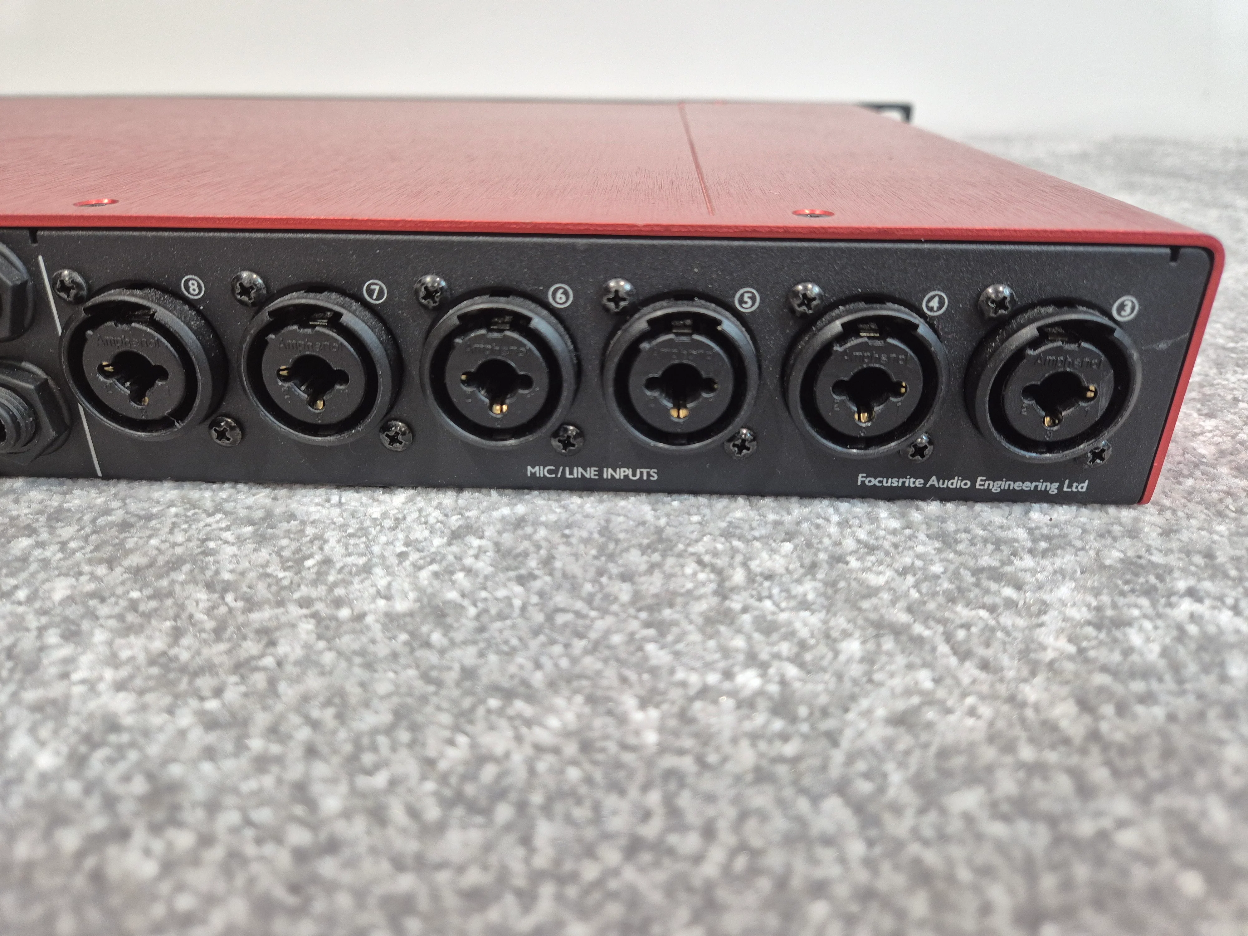 Focusrite Scarlett 18i20 - 20 Outputs Audio Interface - Image 8