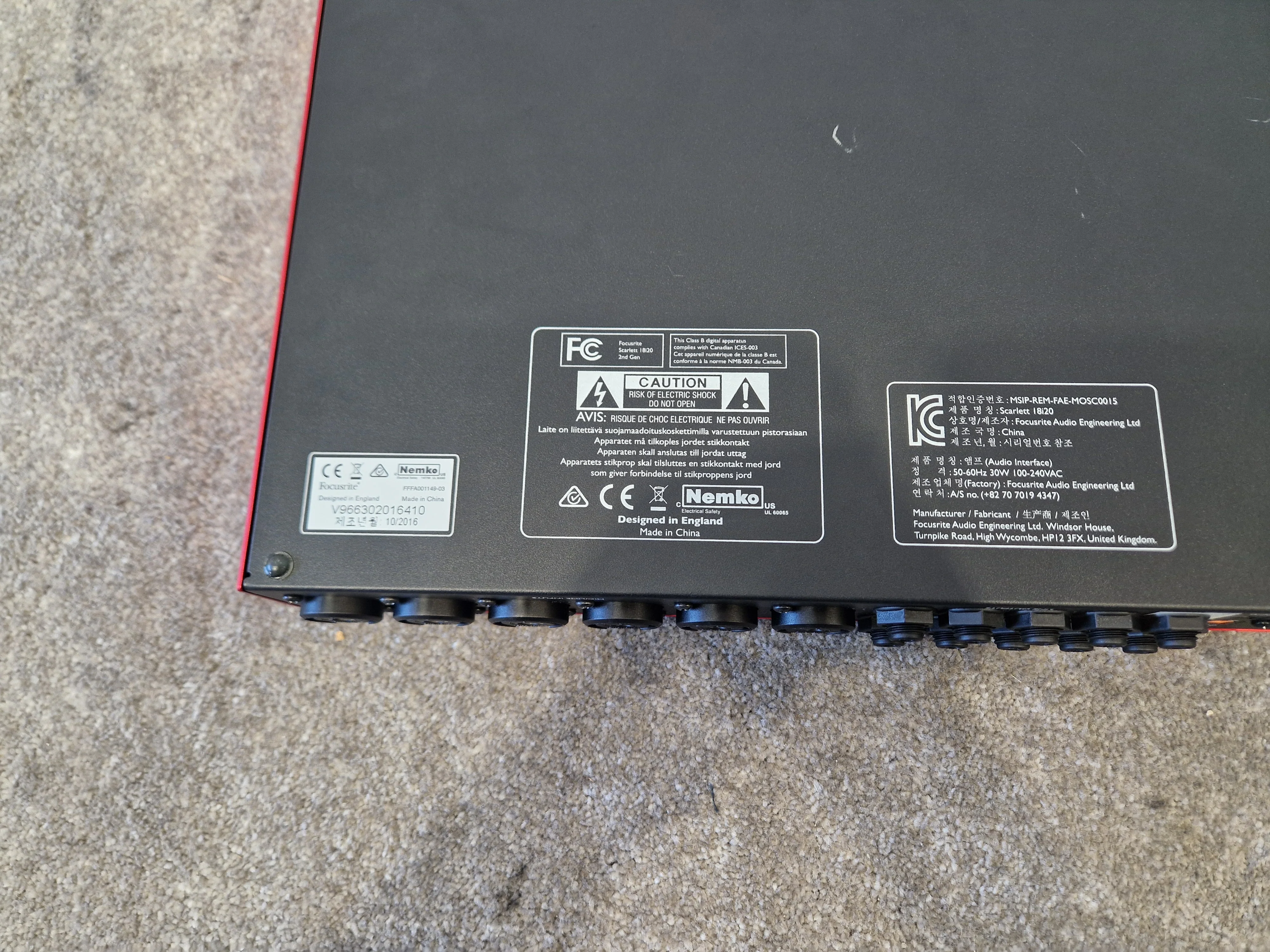 Focusrite Scarlett 18i20 Gen 2 - 18 Inputs, 20 Outputs - Excellent - Image 9