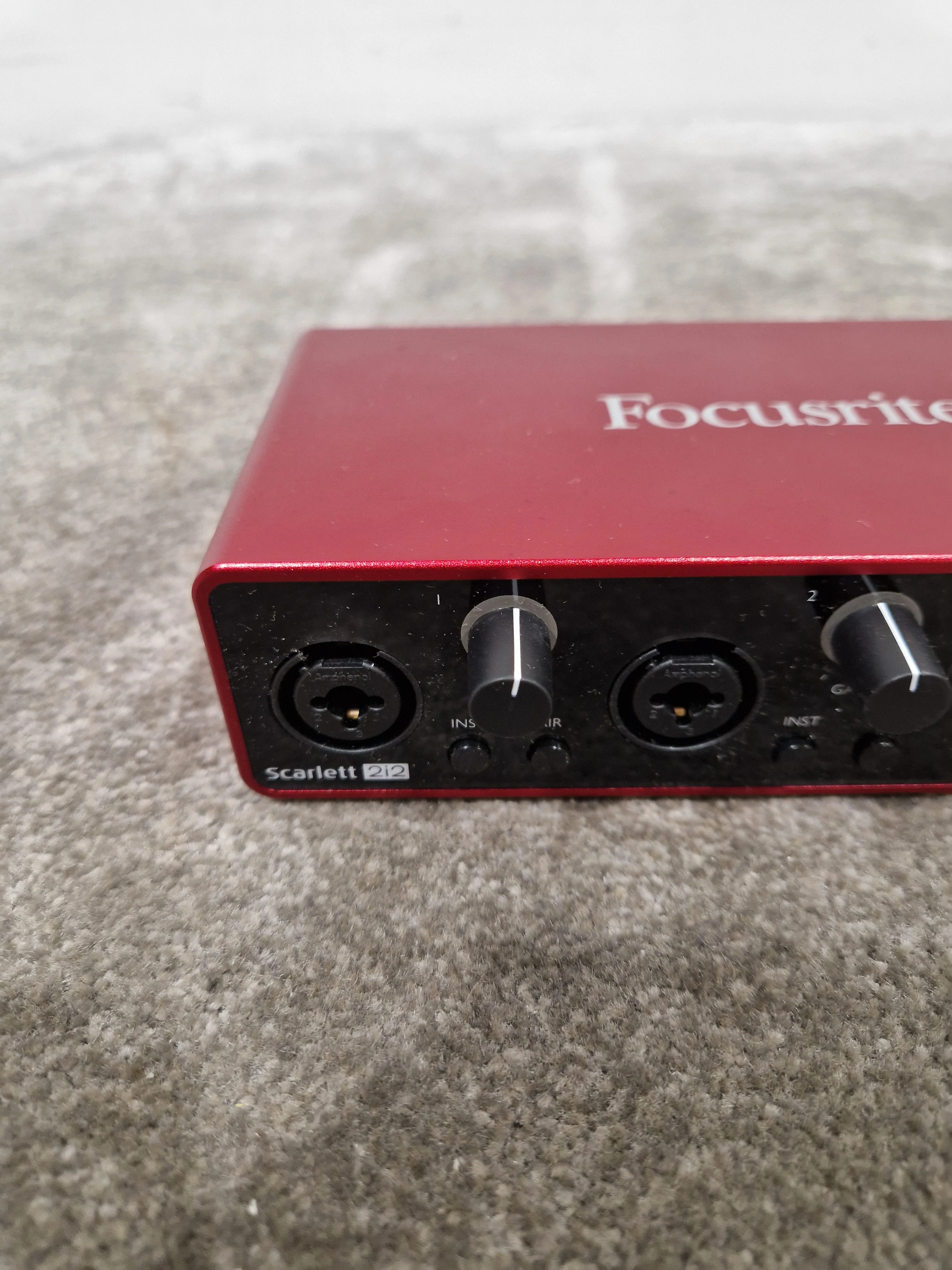 Focusrite Scarlett 2I2 Audio Interface - USB Connectivity - Excellent w/ Original Box - Image 9