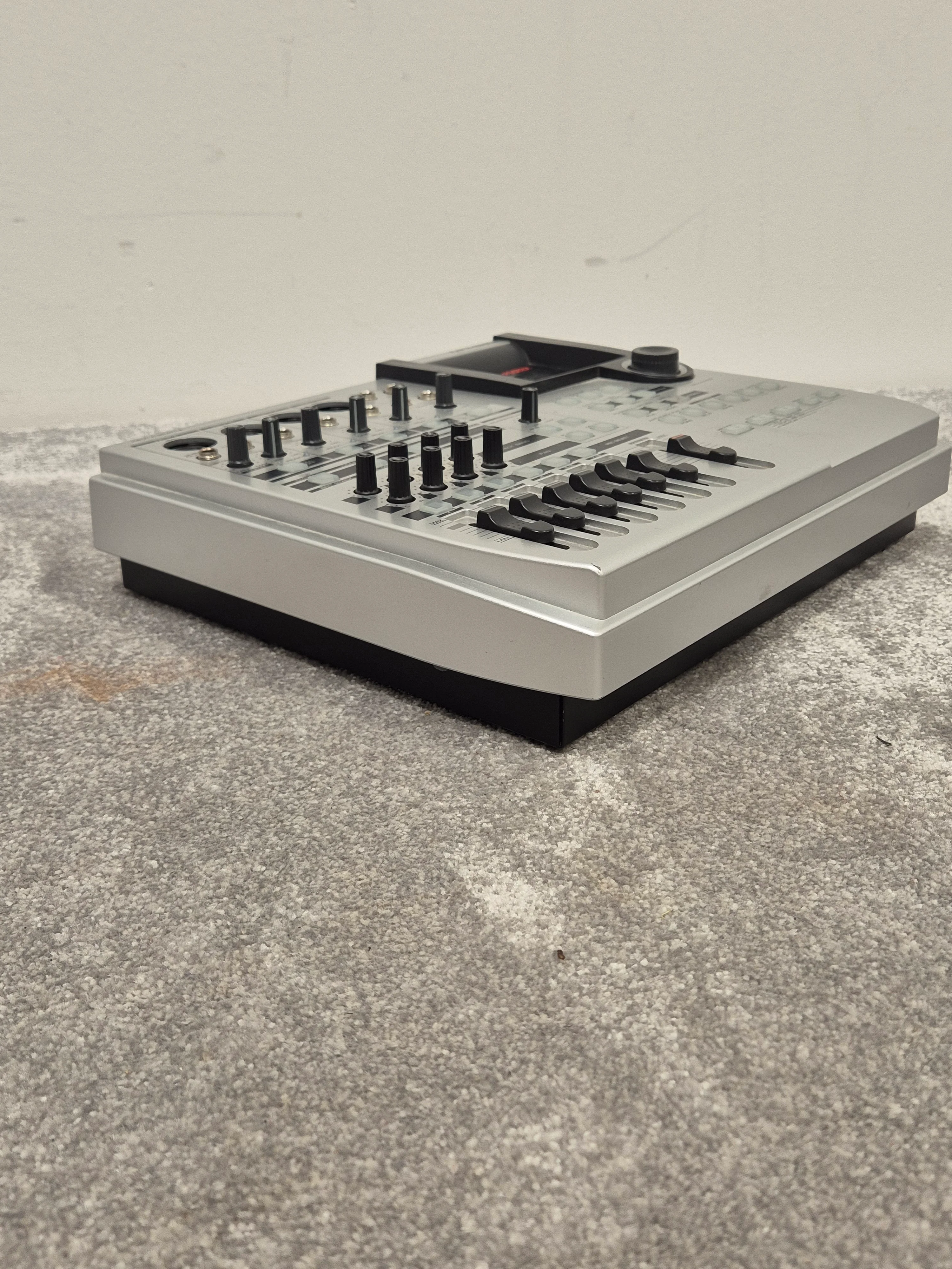 Fostex MR-8HD - 8-Track Digital Multitracker - Image 5