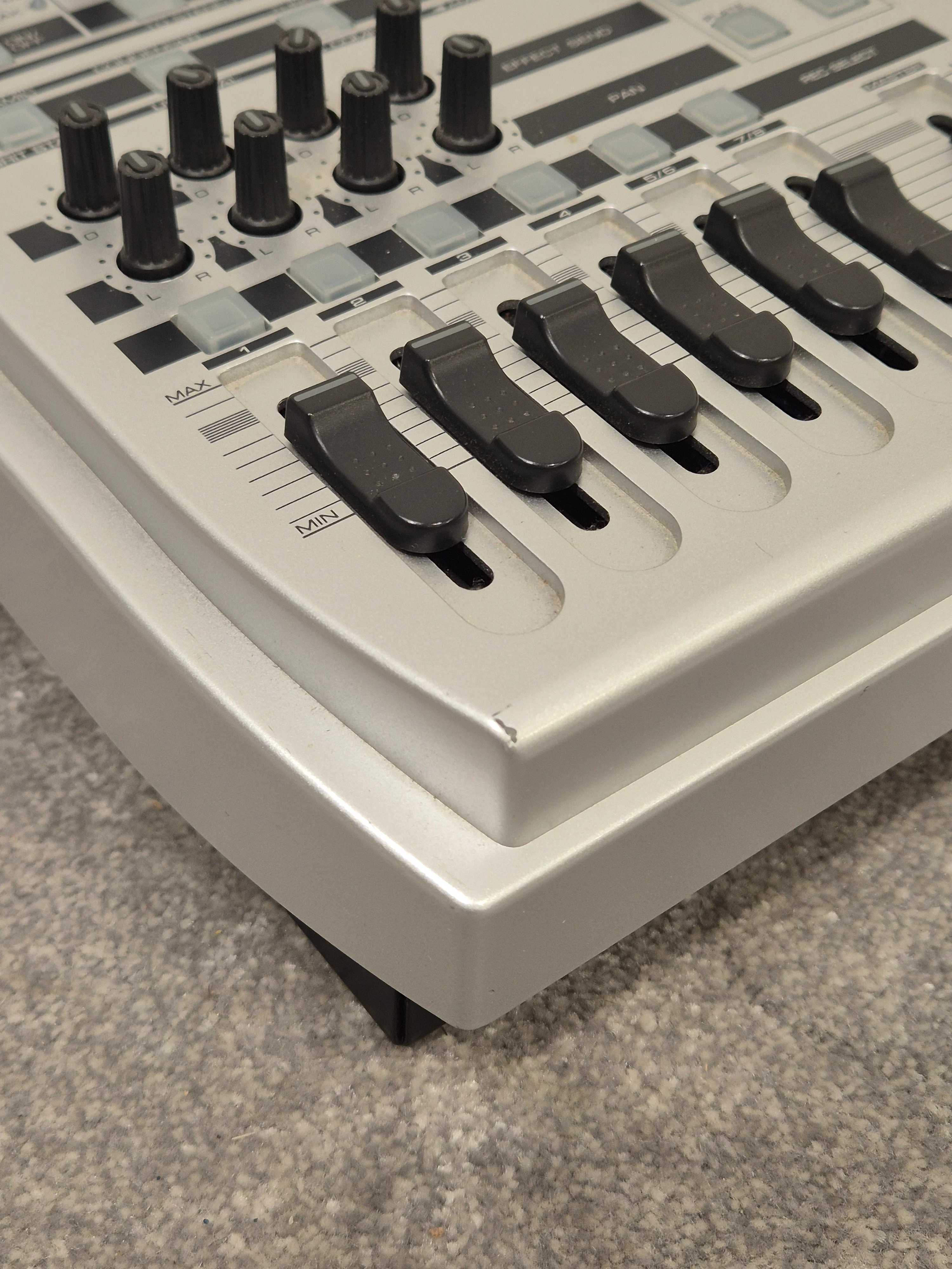 Fostex MR-8HD - 8-Track Digital Multitracker - Image 6