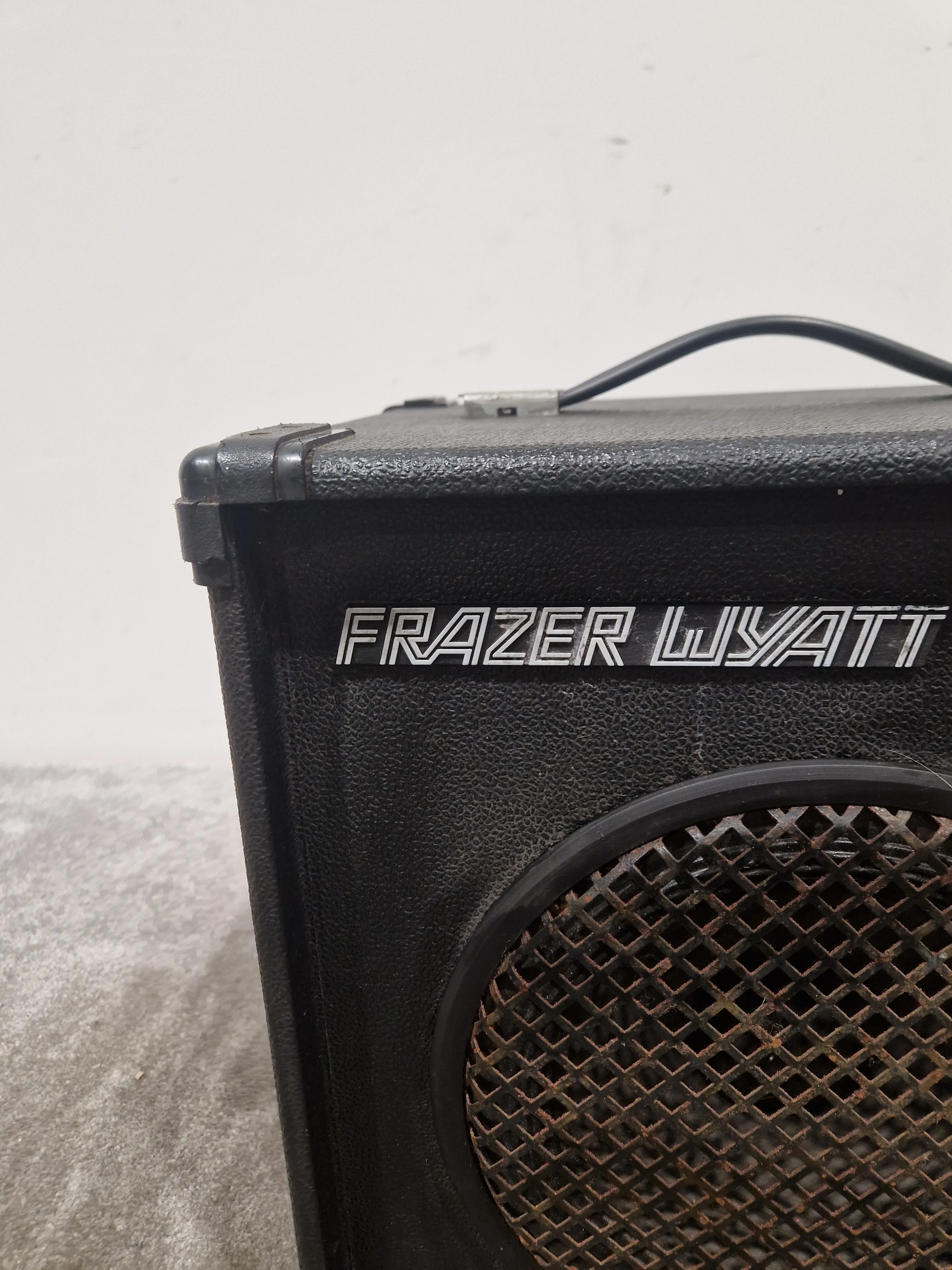 Frazer Wyatt MX 250 - Amplifier - Good w/ Power Cable - Image 2