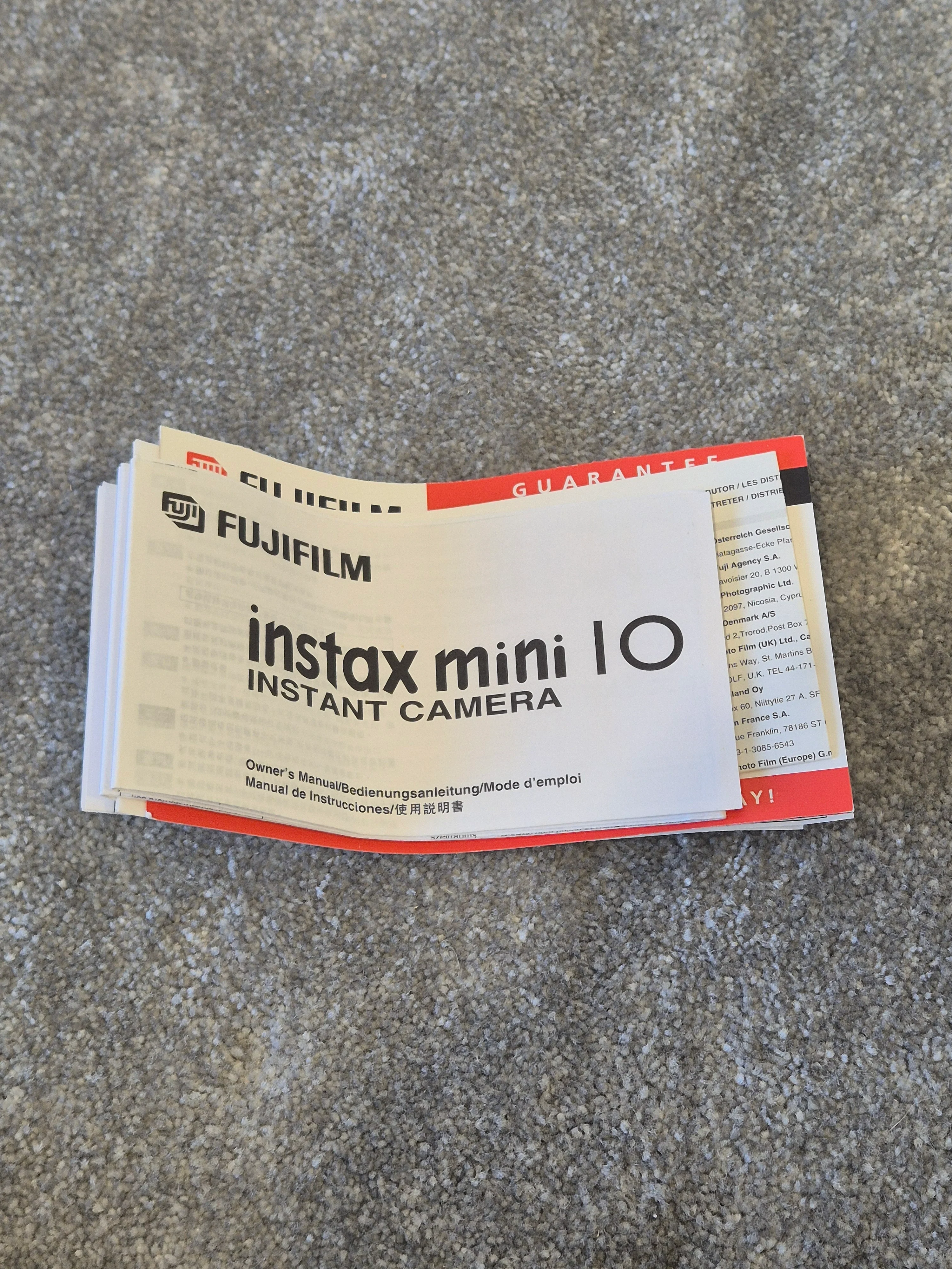 Fujifilm Instax Mini 10 - Instant Film Camera (Spares or Repairs) - Image 9