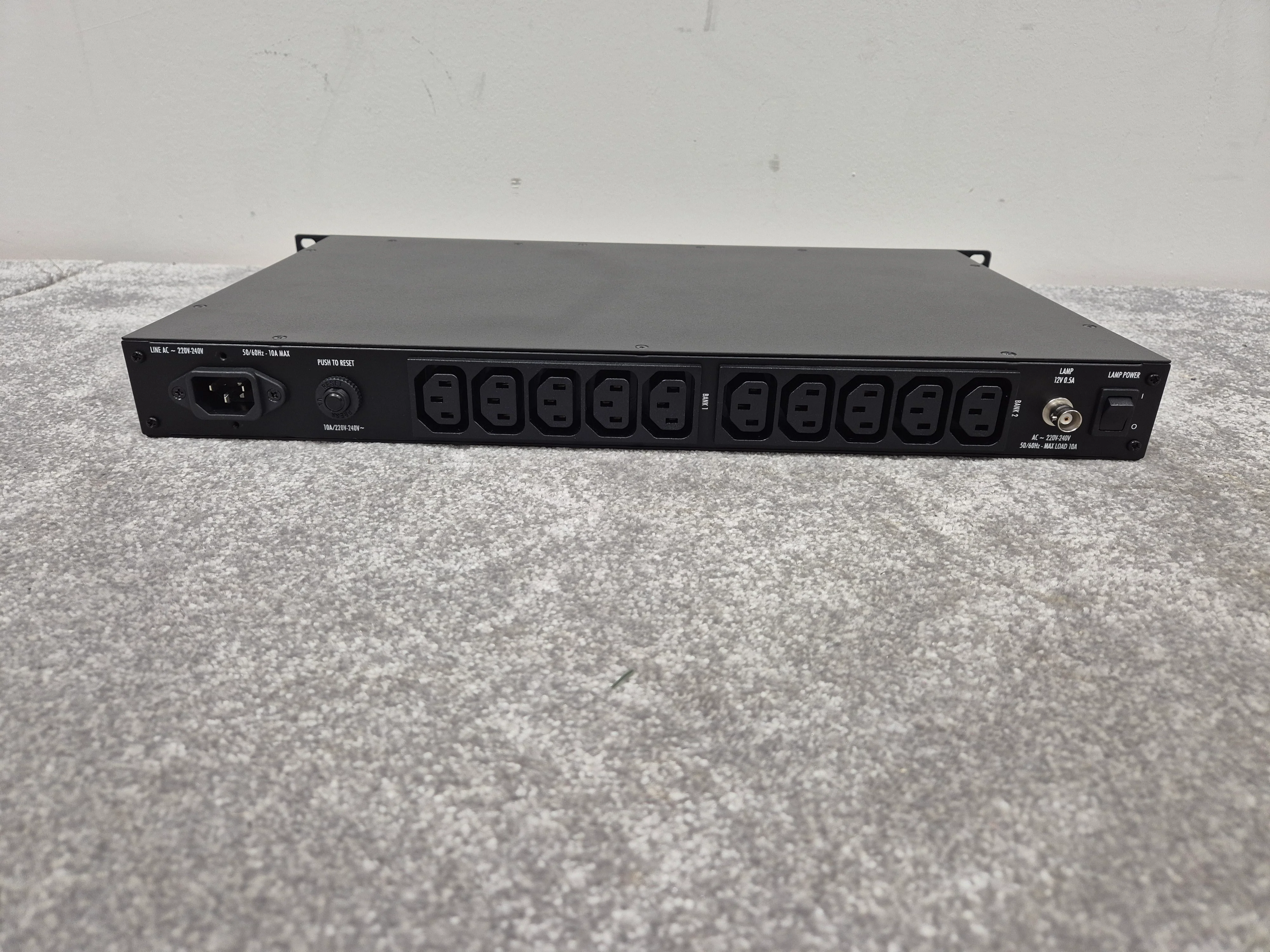 Furman PL-8C E - Power Conditioner (Mint Condition) - Image 5