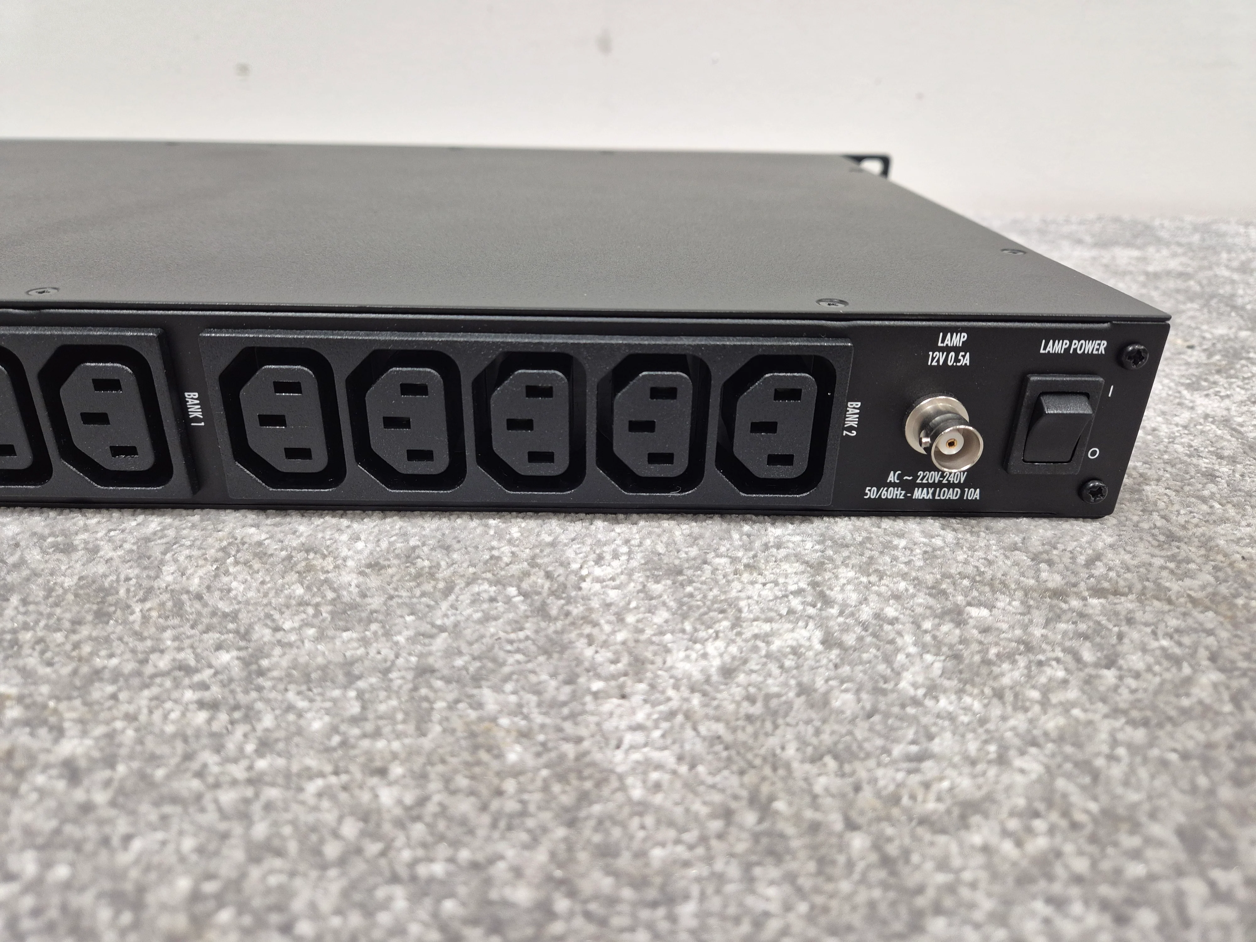 Furman PL-8C E - Power Conditioner (Mint Condition) - Image 6