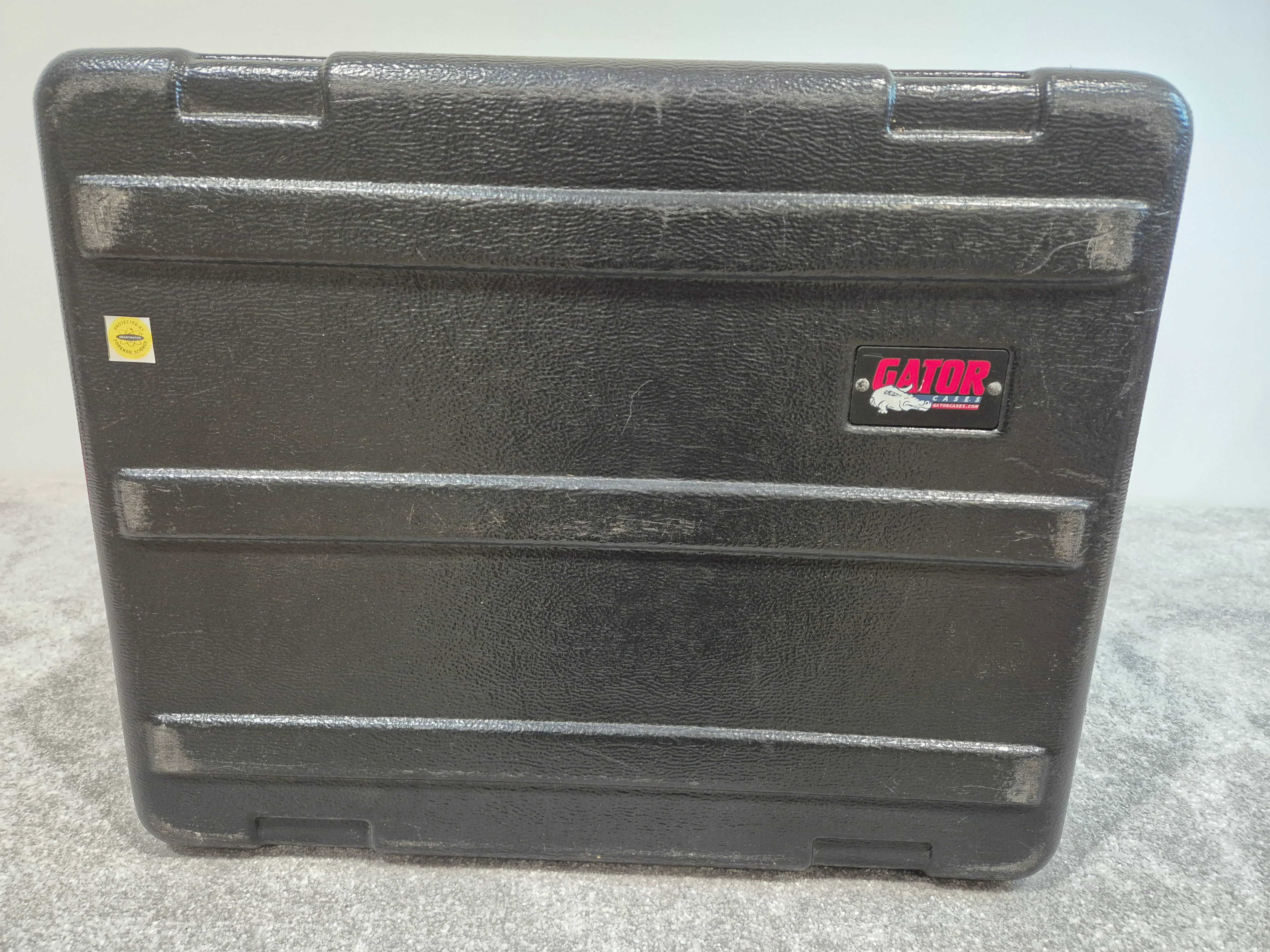 Gator 8u - Black Plastic / Metal Rack Mount Flight Case - Image 5