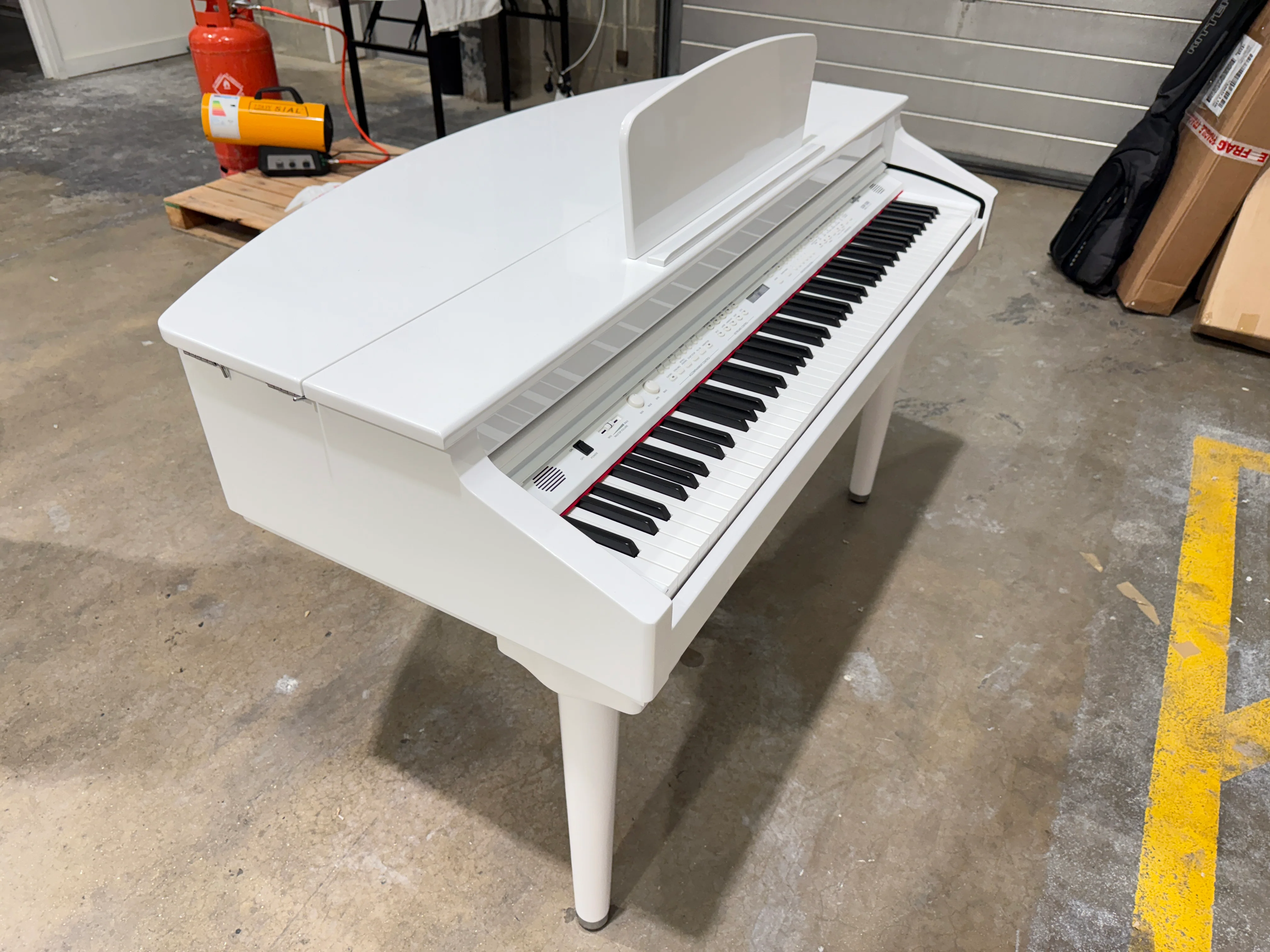Gear4Music Grand Digital Piano - Model GDP-200 - Gloss White RRP £1349 - Image 2