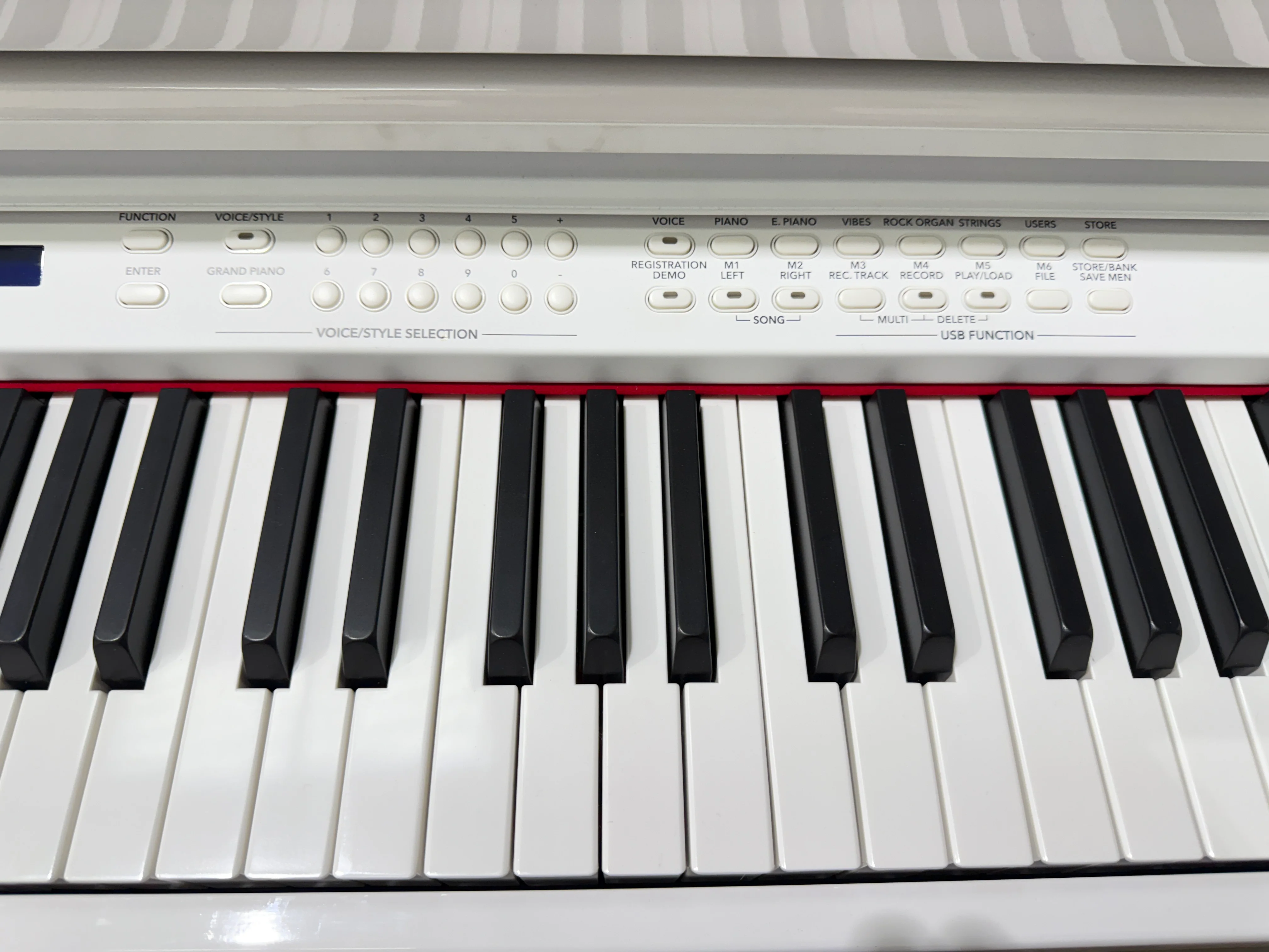 Gear4Music Grand Digital Piano - Model GDP-200 - Gloss White RRP £1349 - Image 8