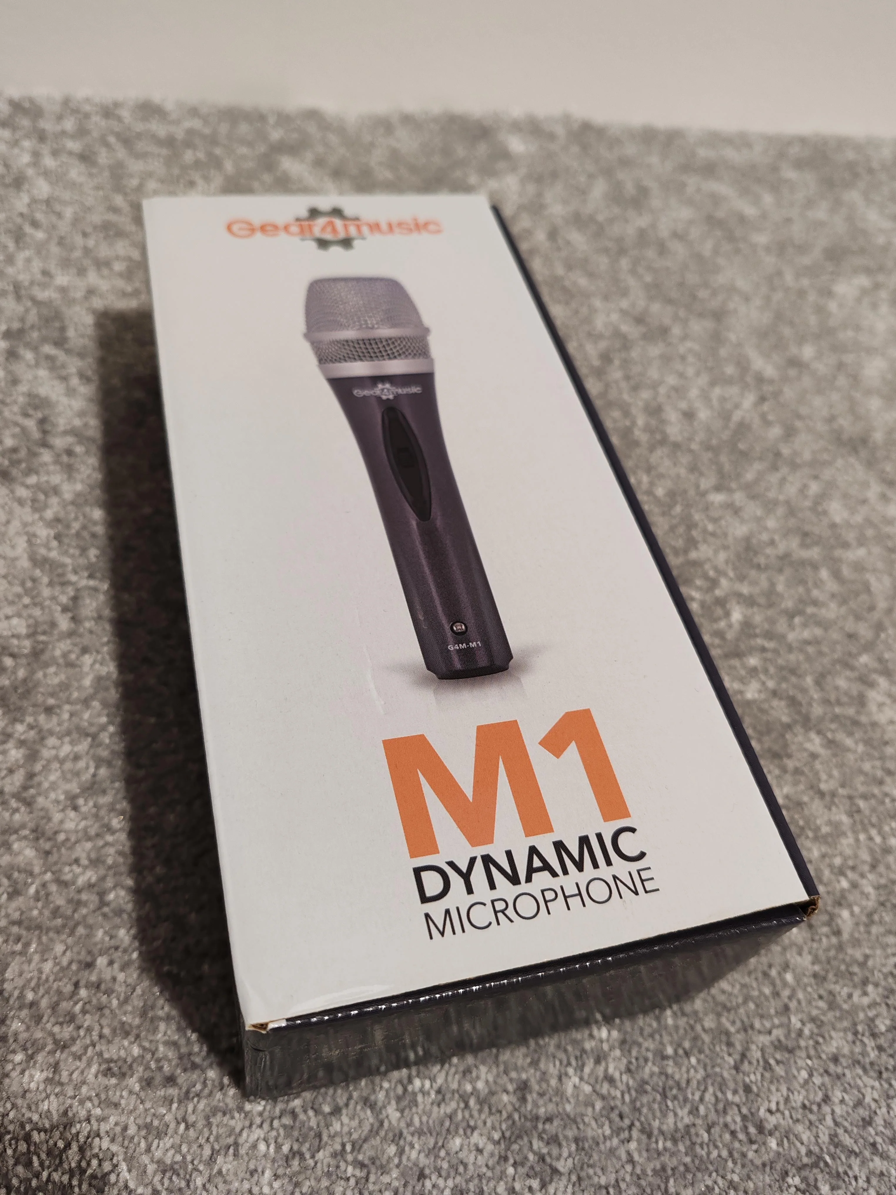 Gear4Music M1 Dynamic Microphone - Boxed - Image 6