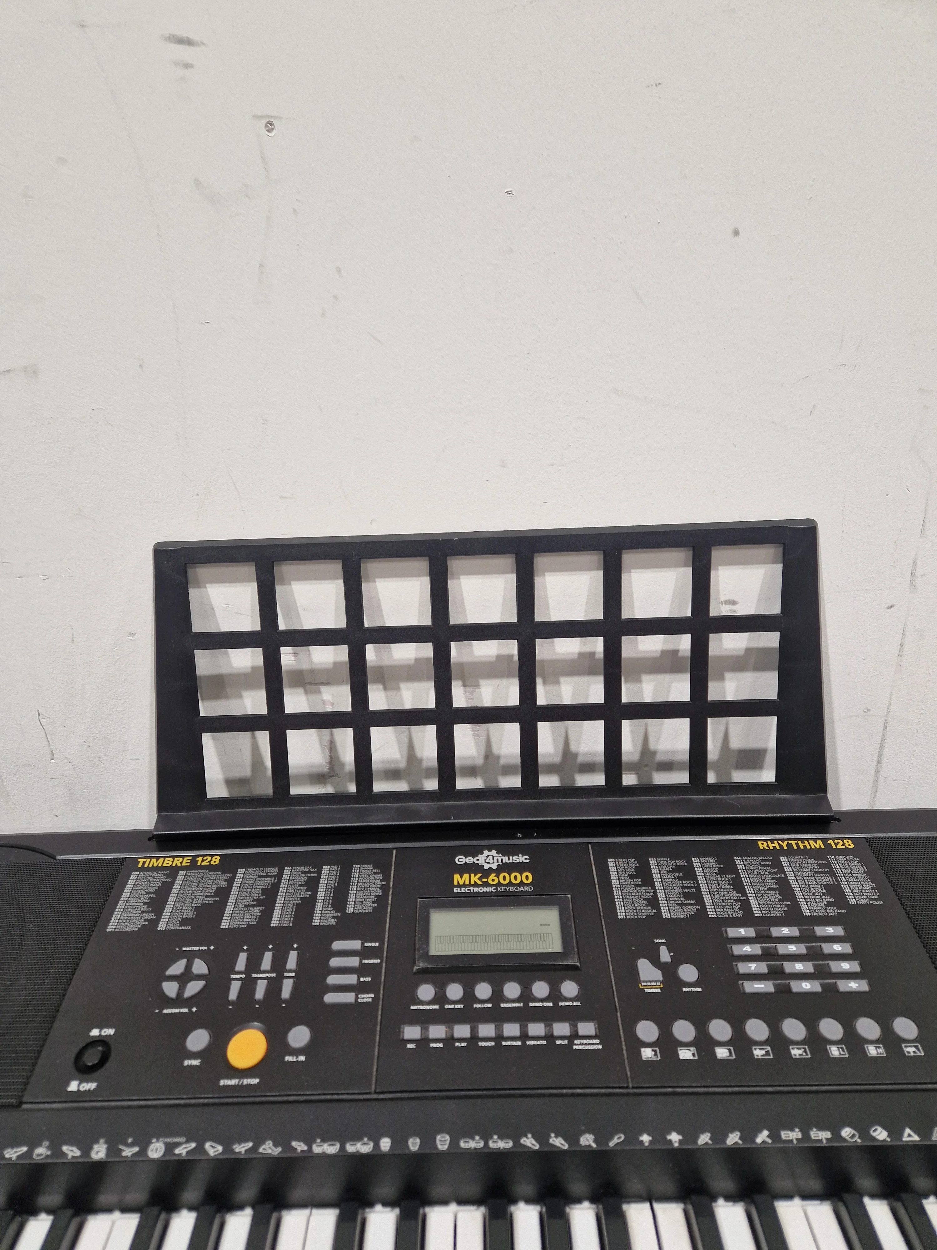 Gear4music MK-6000 - Electronic Keyboard - Black - Excellent w/ Power Supply - Image 13