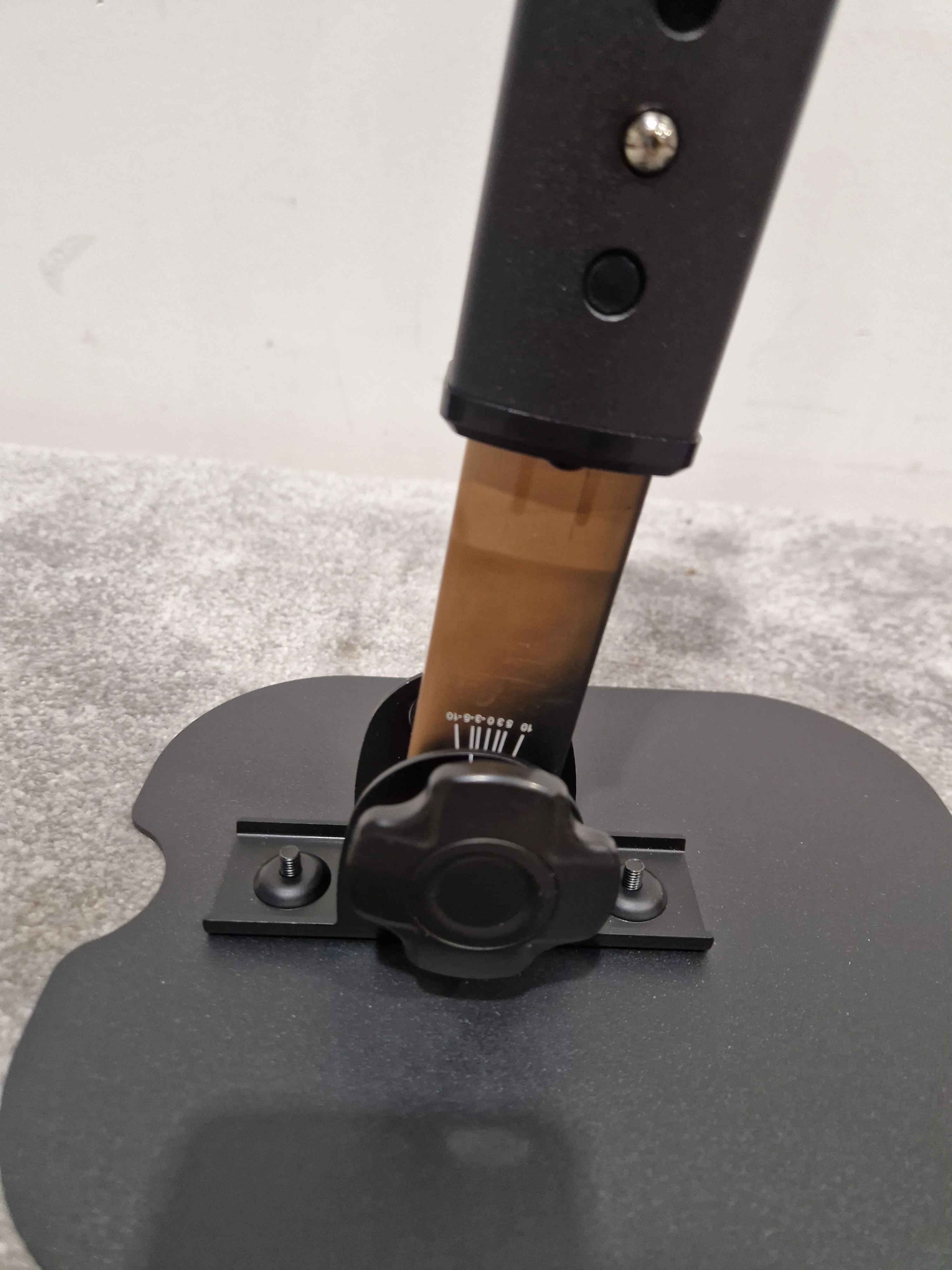 Gear4Music Speaker stands Desk clamp style Pair - Excellent - Image 7