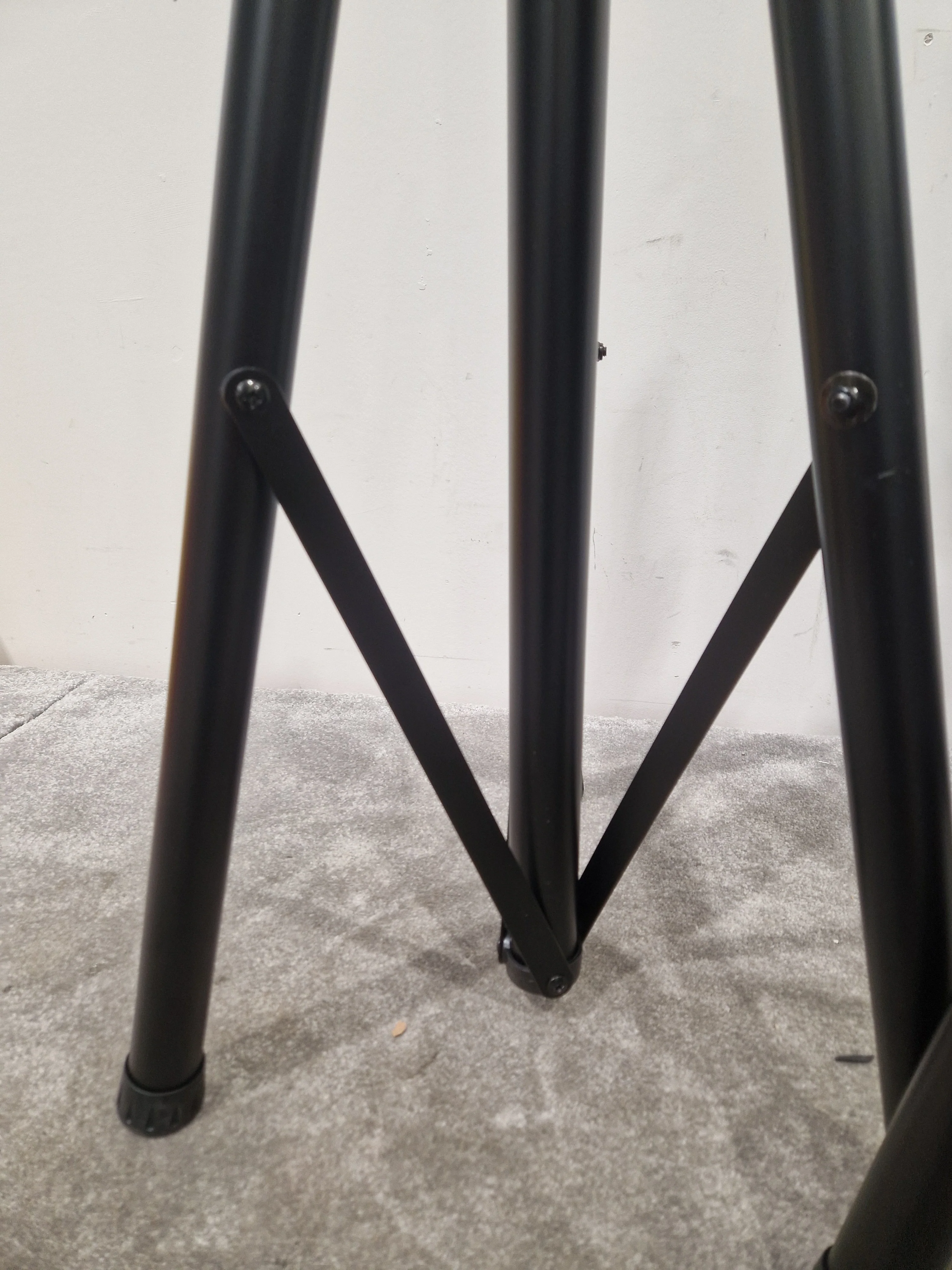 GEAR4MUSIC SS20B PA Speaker Stands - Height Adjustable - Excellent w/ Gear4Music Soft Case - Image 10