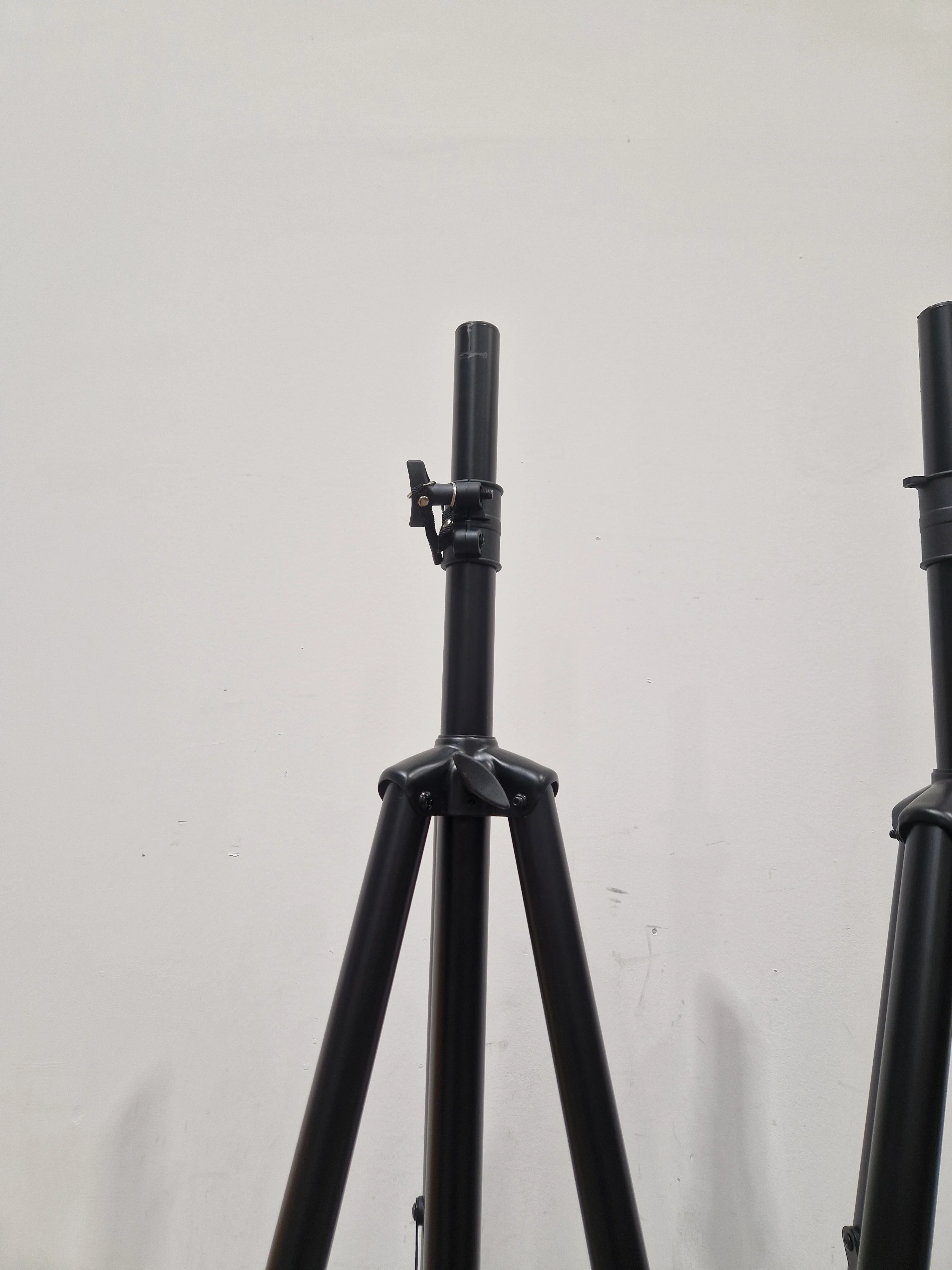 GEAR4MUSIC SS20B PA Speaker Stands - Height Adjustable - Excellent w/ Gear4Music Soft Case - Image 4