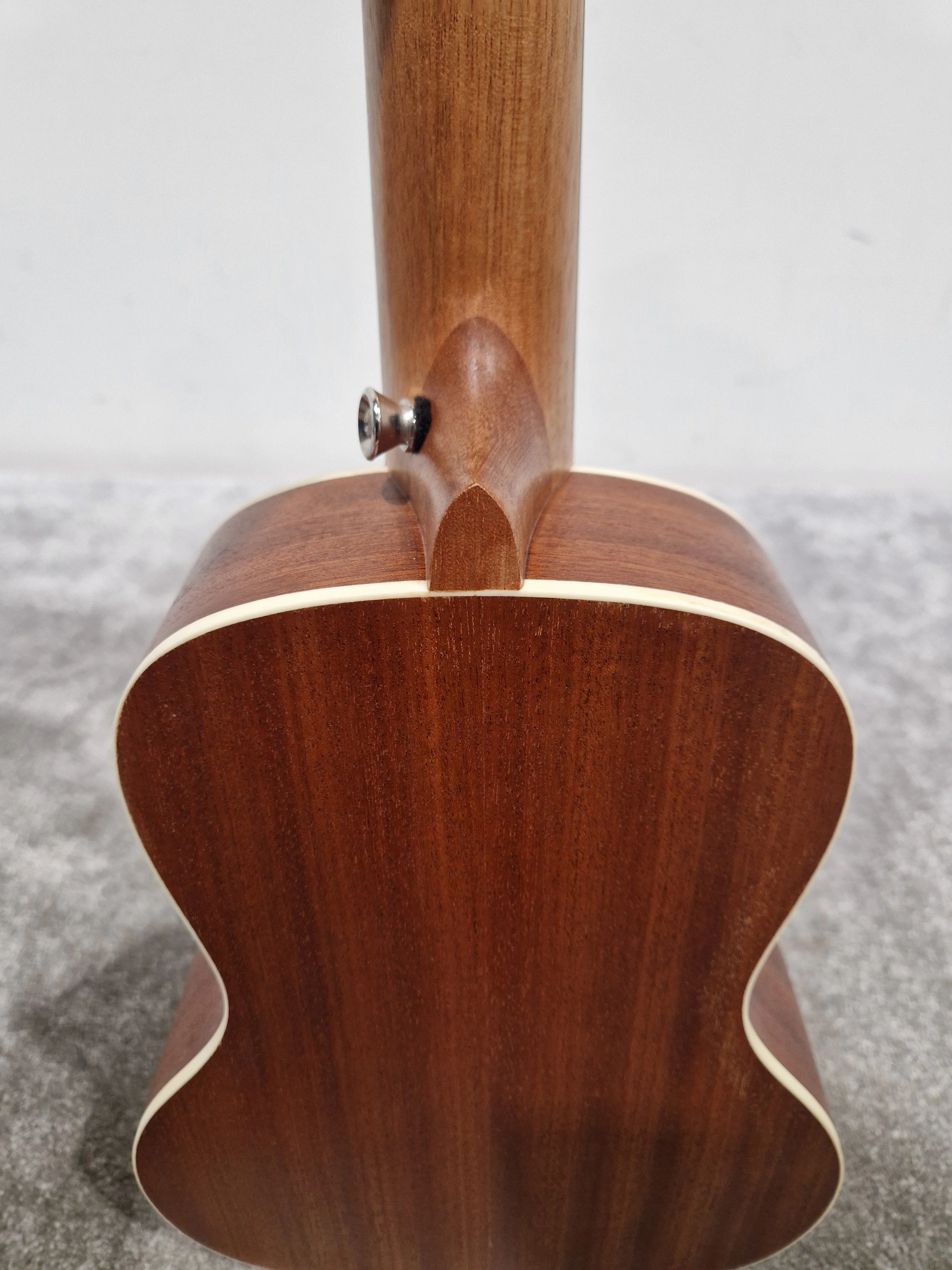 GEAR4MUSIC UK-SAP-CONE Electro-Acoustic Ukulele - Cutaway Design - Excellent - Image 10