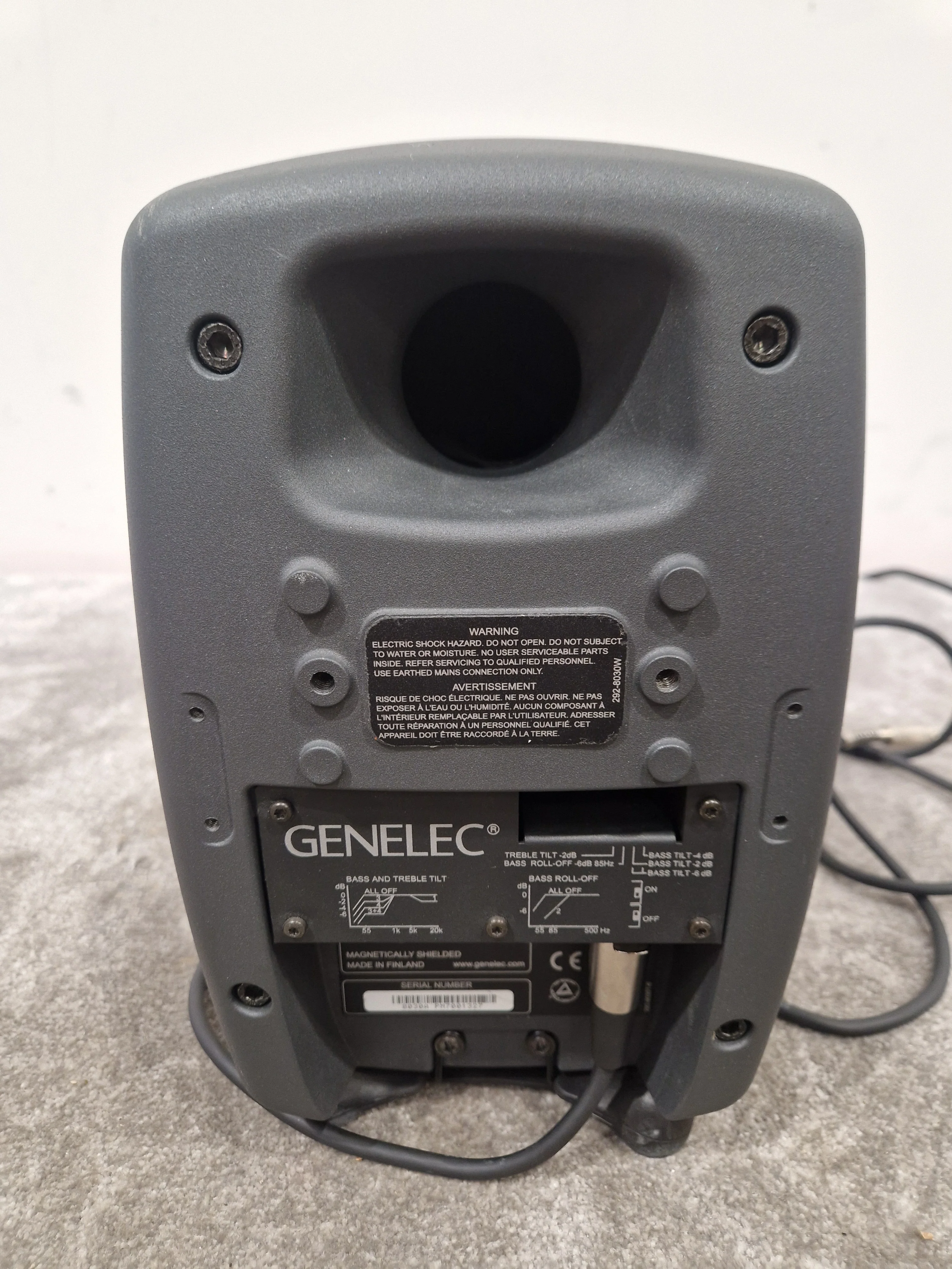 Genelec 8030a Studio Monitor - Compact Design, Accurate Sound - Excellent w/ Power Supply & MIDI aux cable - Image 3