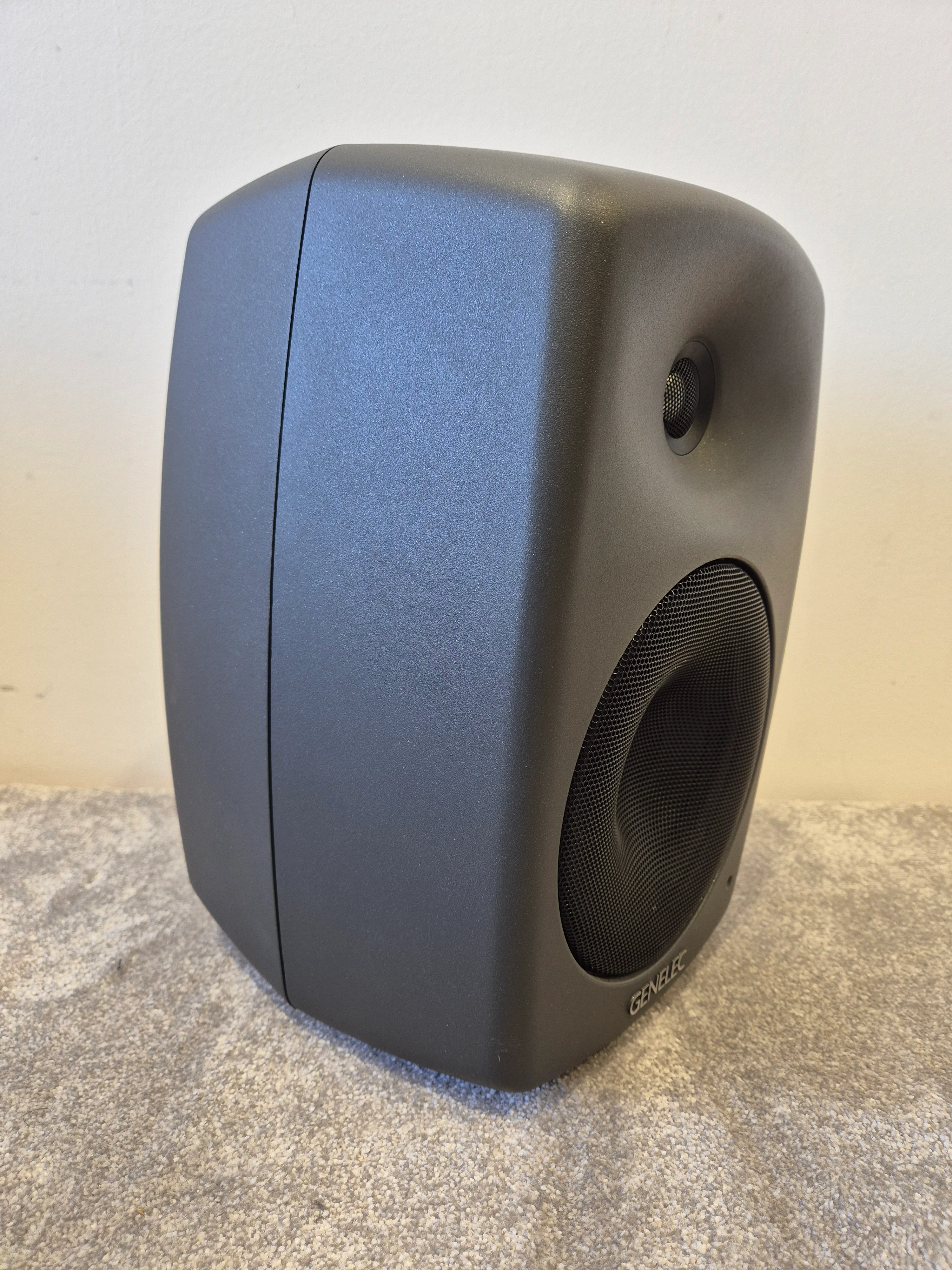 Genelec 8240APM Monitor Speaker - Intelligent Active Monitoring - Very Good w/ Power Supply - Image 2