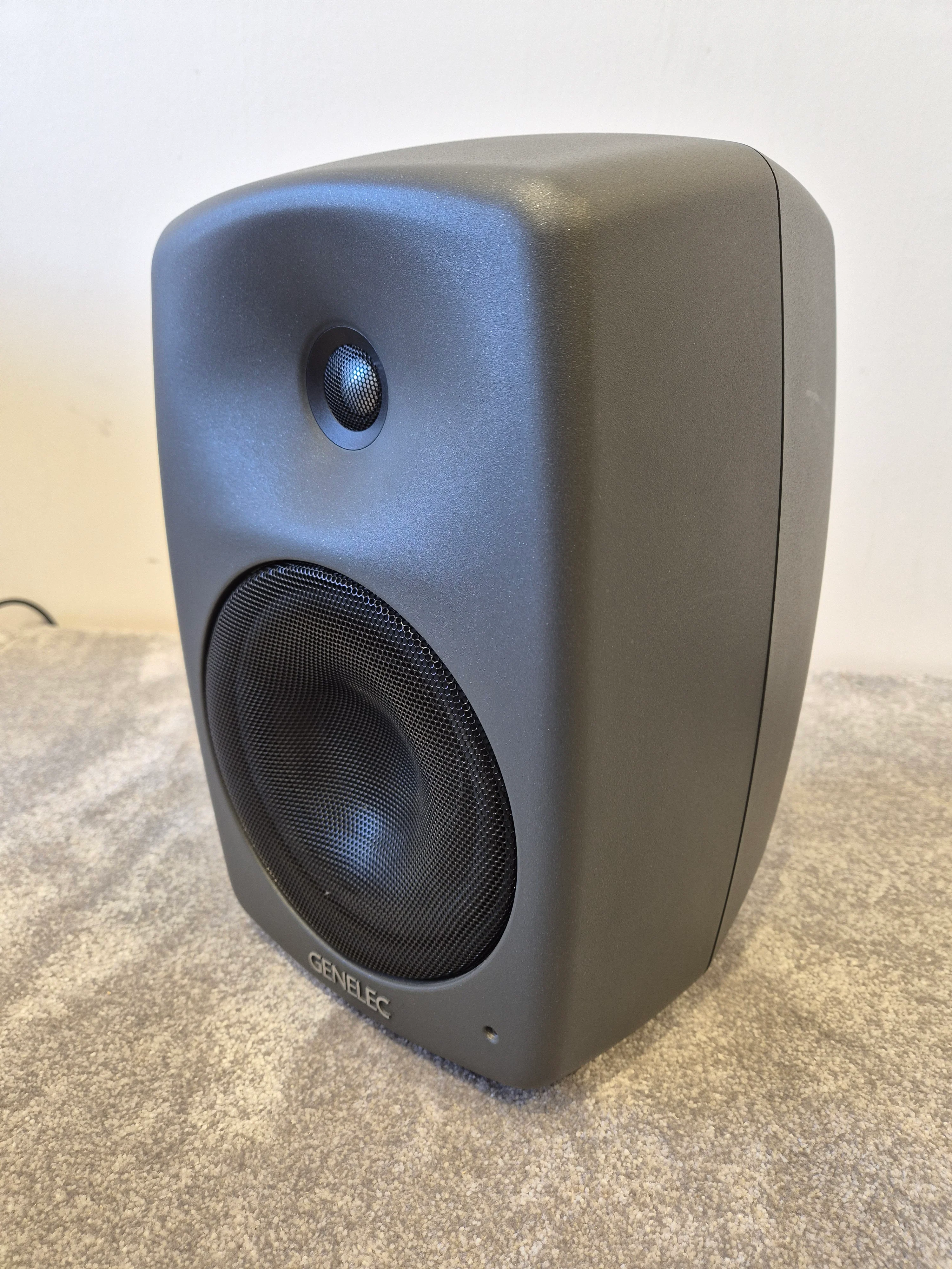 Genelec 8240APM Monitor Speaker - Intelligent Active Monitoring - Very Good w/ Power Supply - Image 8