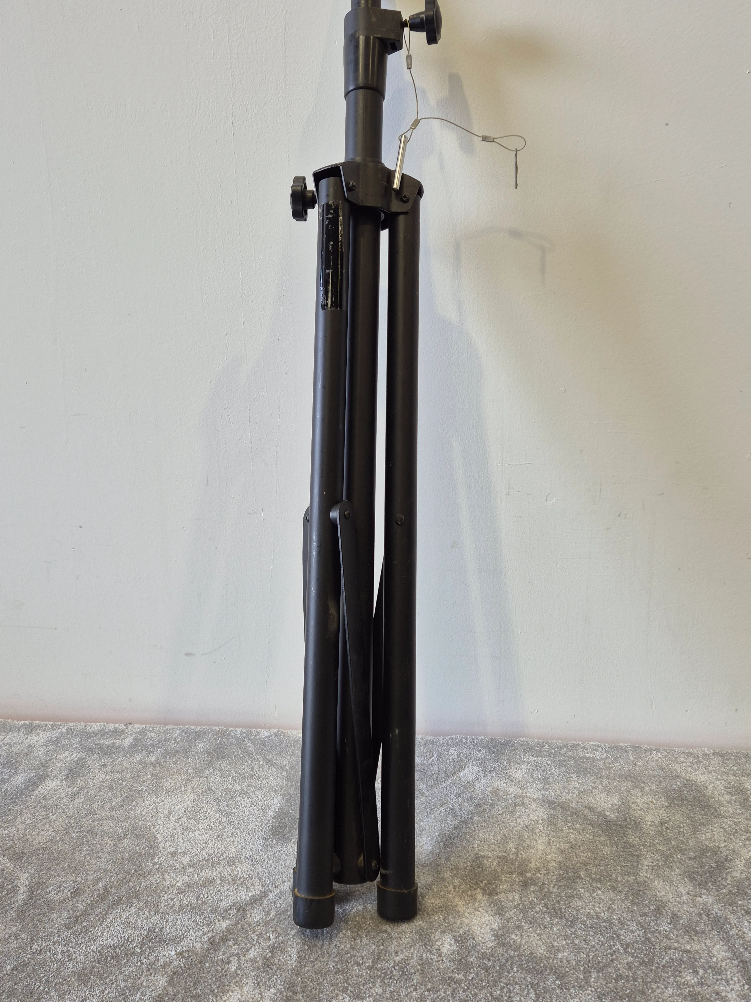 Generic PA Speaker Tripod Stand - Adjustable Height - Very Good - Image 3