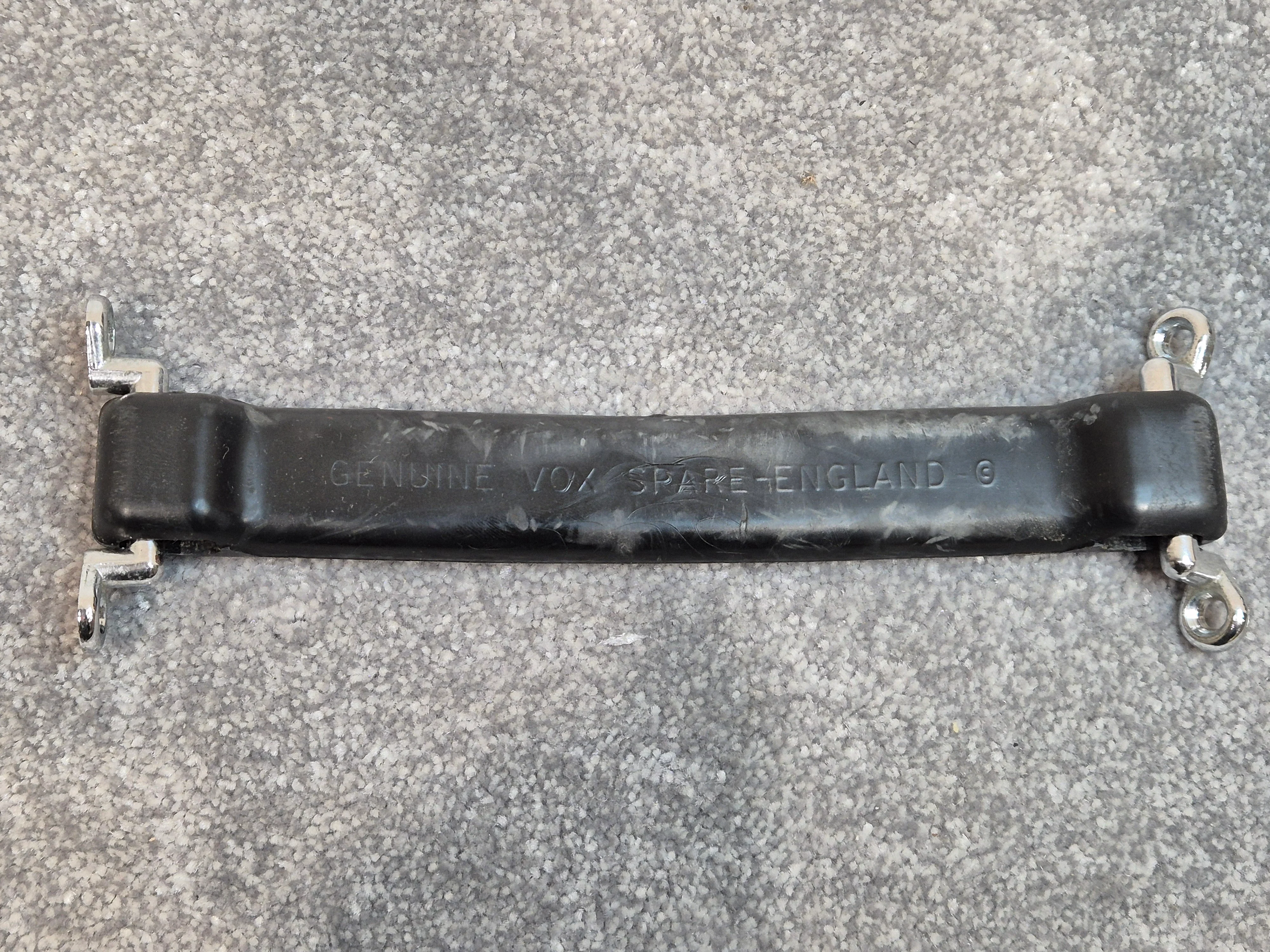 Original Replacement Vox Handle with Brackets for Vox Amplifiers - Image 5