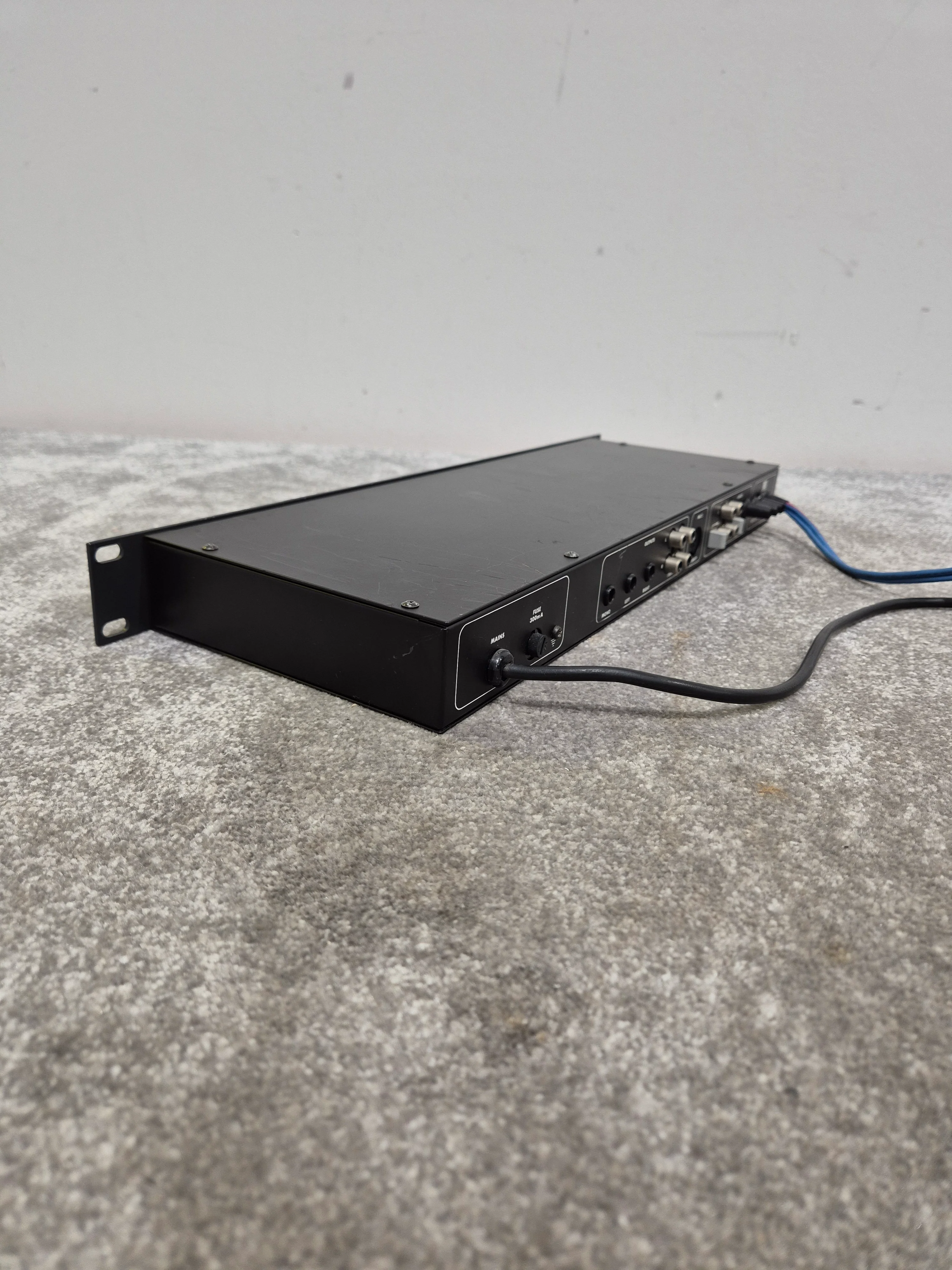 GGG LTD 3G - 3 Channels Microphone Mixer - Spares or Repair - Image 12