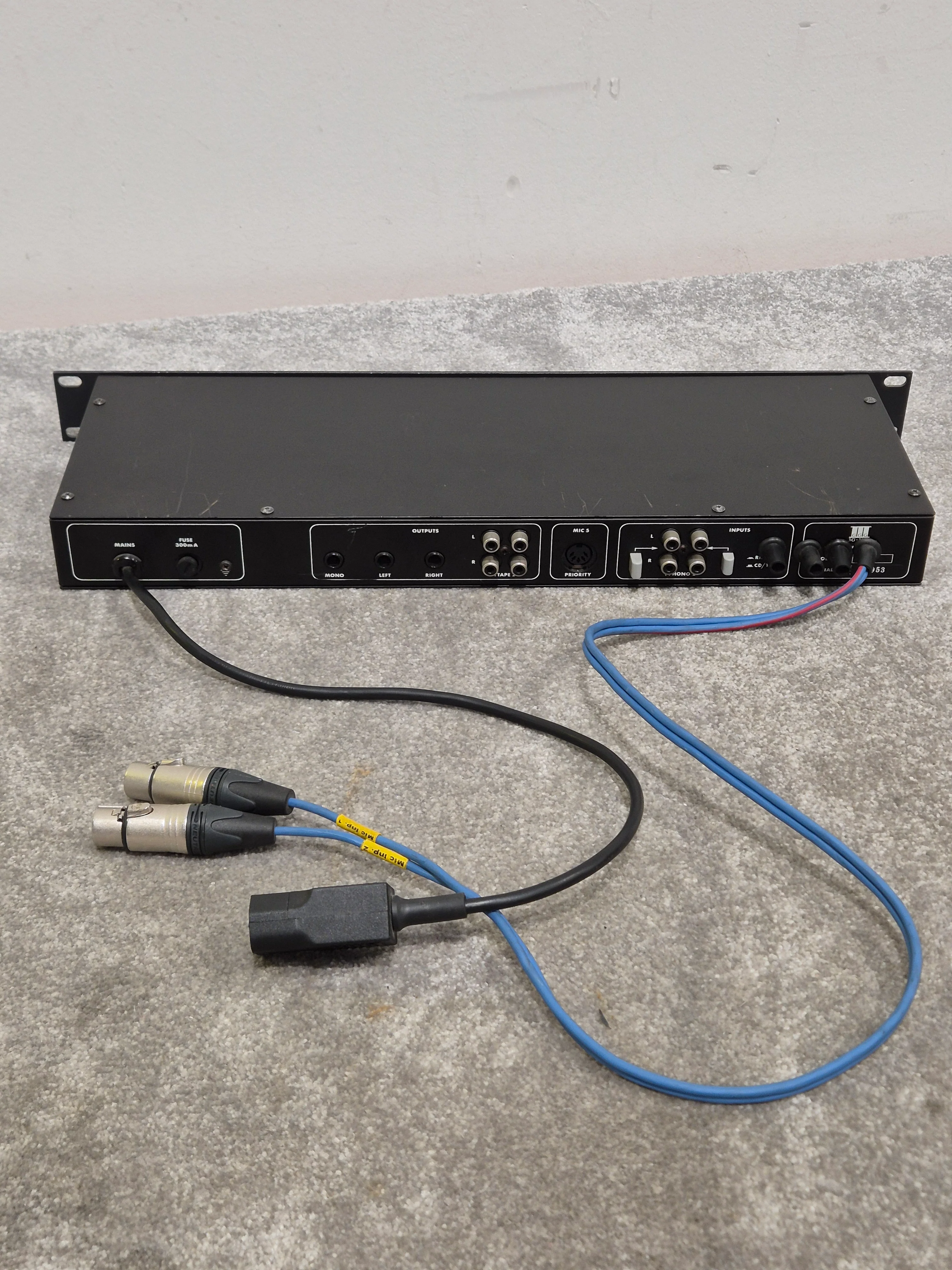 GGG LTD 3G - 3 Channels Microphone Mixer - Spares or Repair - Image 8
