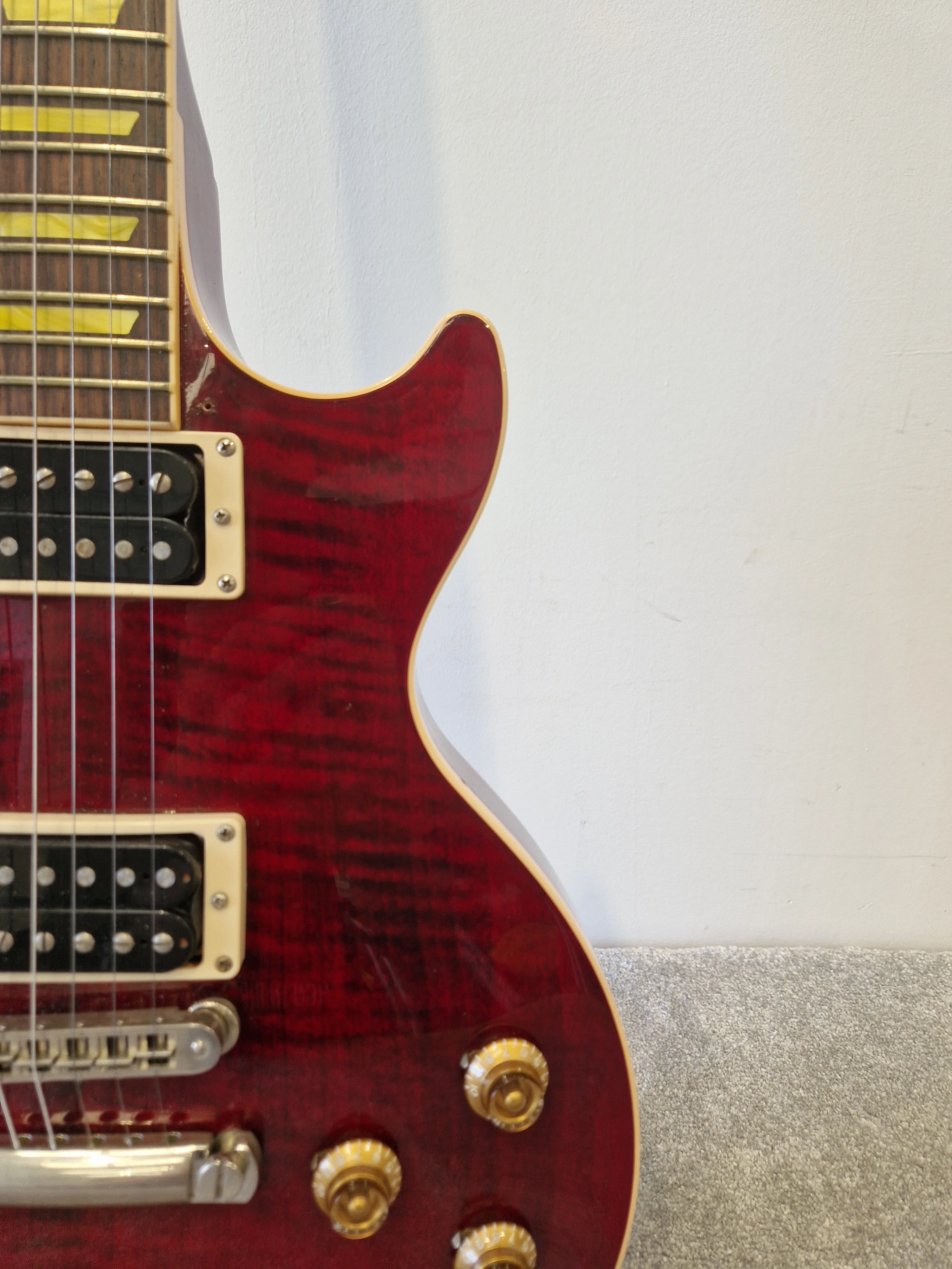 Gibson Les Paul Classic Plus 2005 – Translucent Red Finish, 60s Slim Neck - Very good w/ Hard Case - Image 7