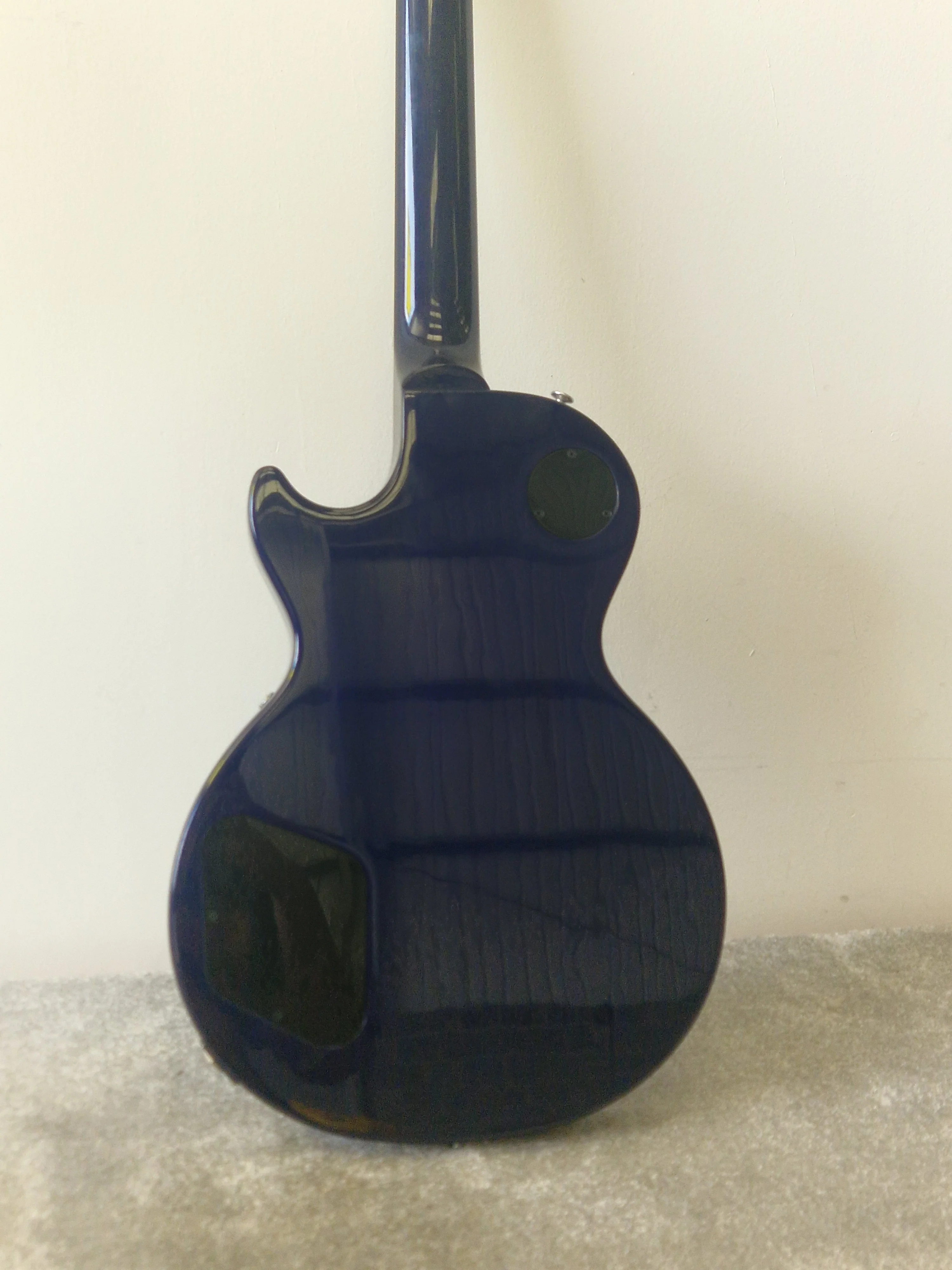 Gibson Les Paul Studio 2025 Blueberry Burst – Burstbucker Pickups – Excellent w/ Case - Image 8
