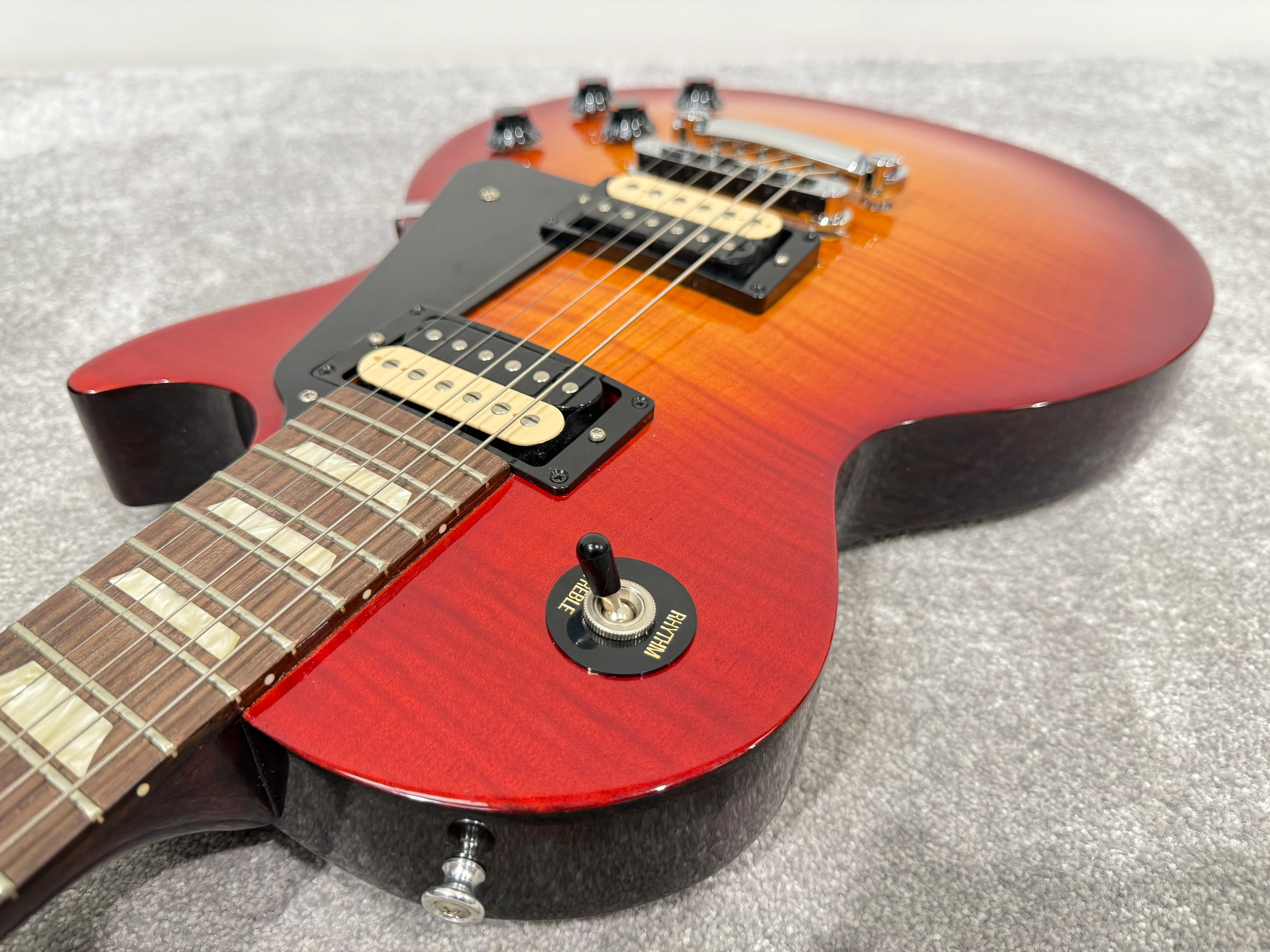 Gibson Les Paul Studio Deluxe II '60s Flame Top USA Electric Guitar - Heritage Cherry - 2013 - Heritage Cherry Finish - Excellent w/ Hard Case & Tuner - Image 6