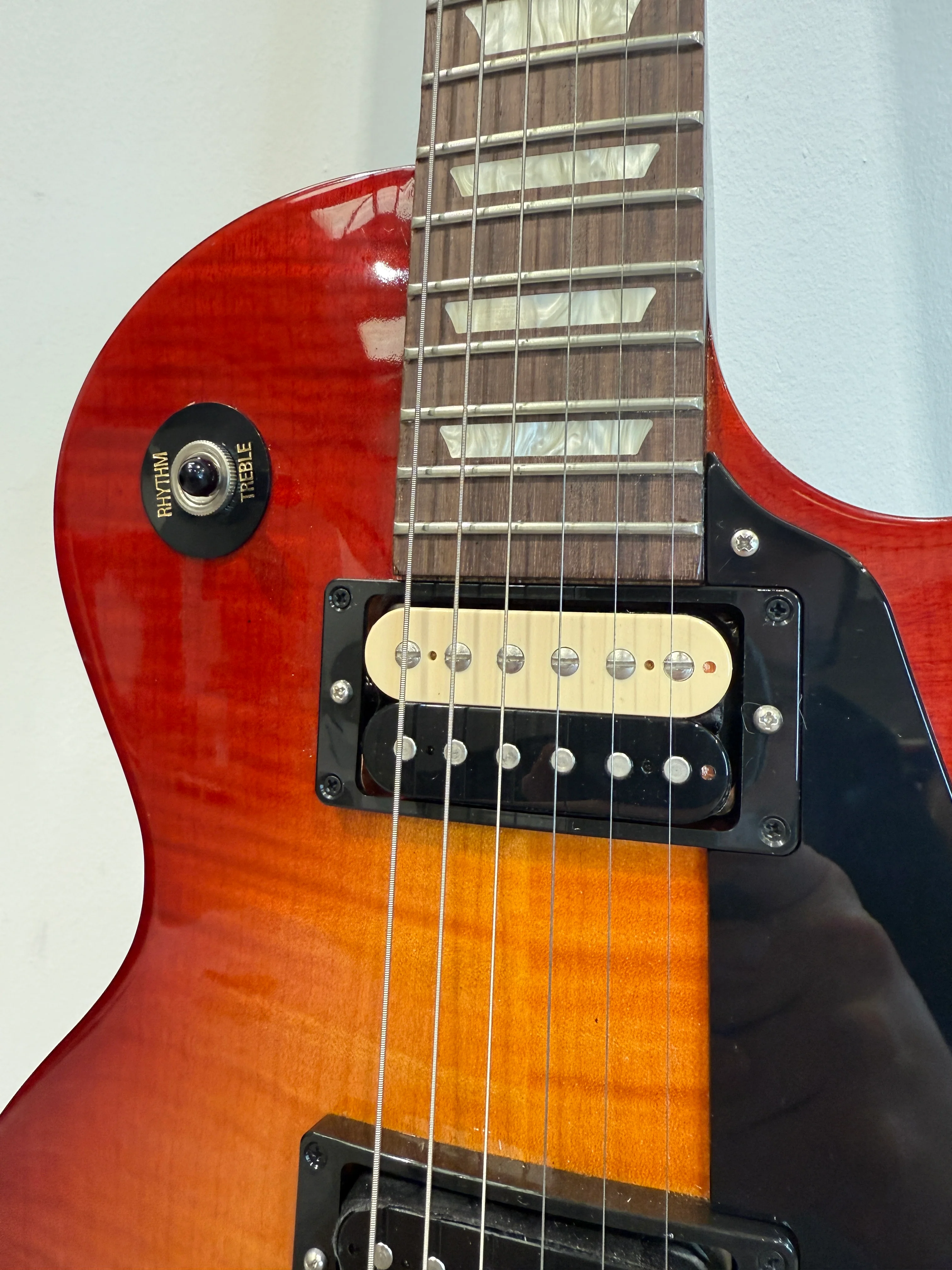 Gibson Les Paul Studio Deluxe II '60s Flame Top USA Electric Guitar - Heritage Cherry - 2013 - Heritage Cherry Finish - Excellent w/ Hard Case & Tuner - Image 8