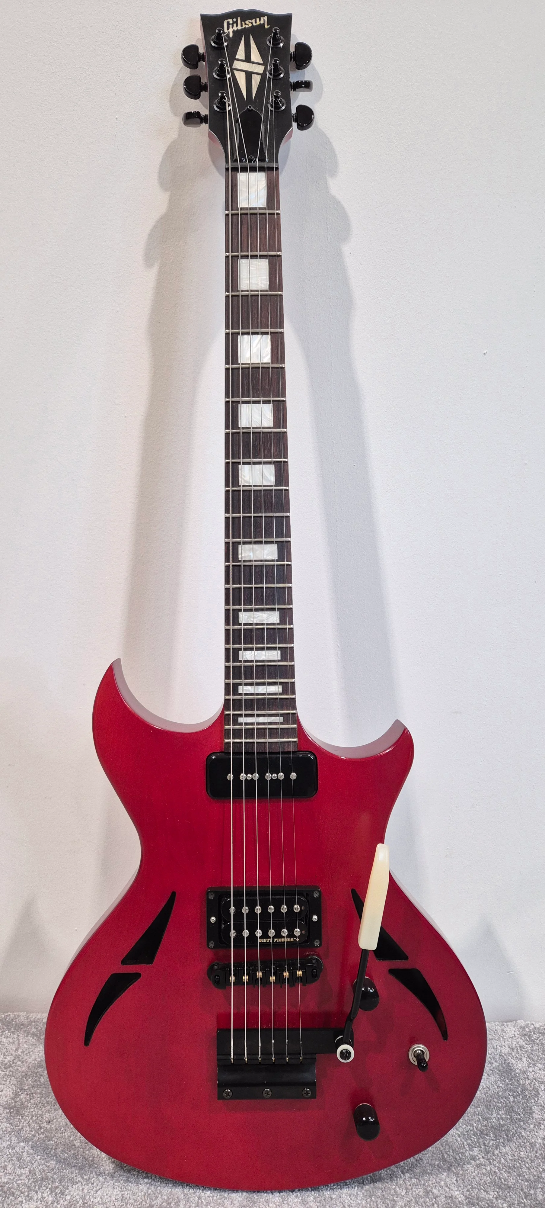 Gibson N-225 USA – Semi-Hollow Electric Guitar – Mint w/ Gear4music Hard Case - Image 2