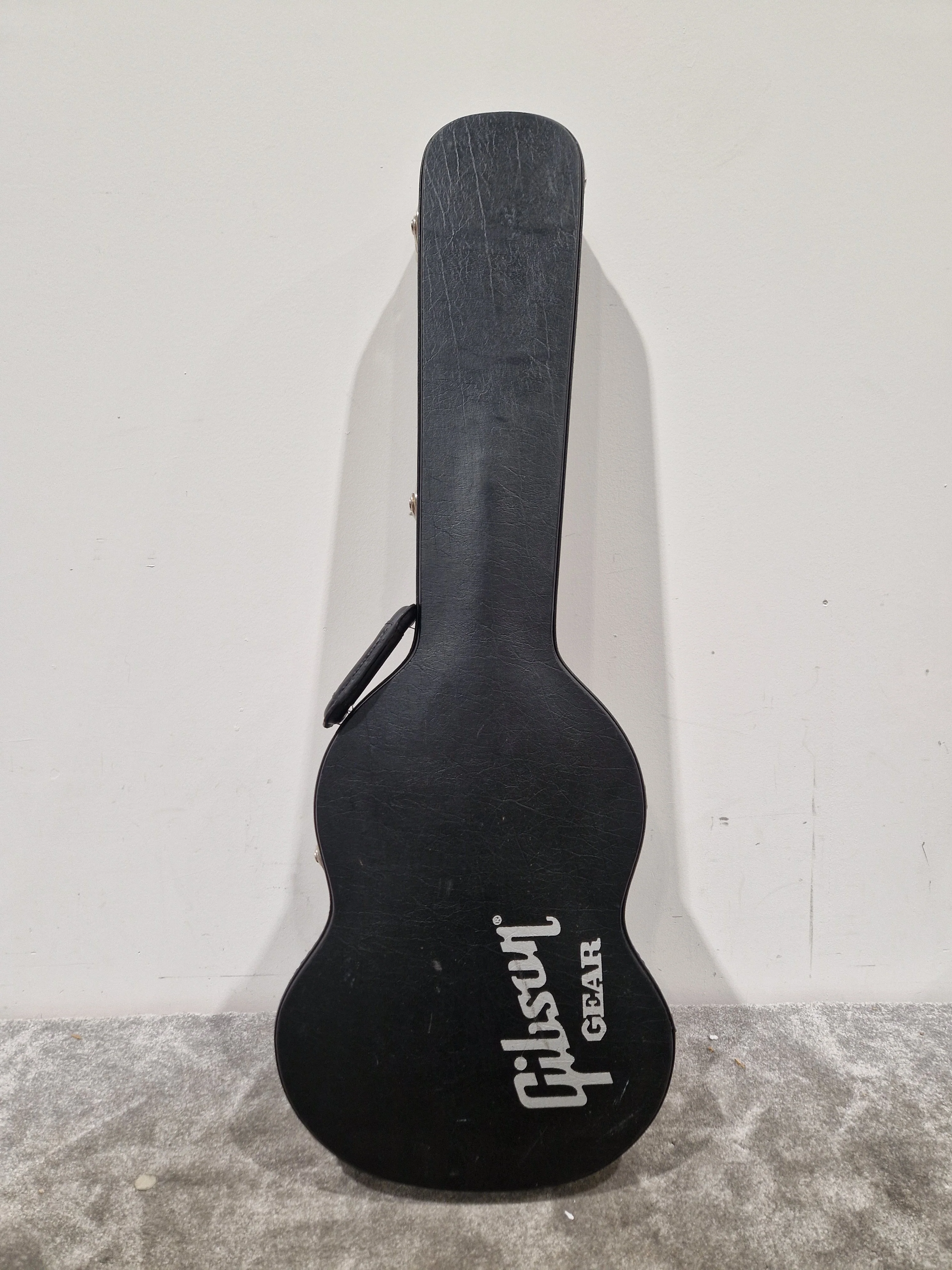 Gibson SG 2010 Special Edition - Special Edition Finish - Excellent w/ Power Supply & Gibson Hard Case - Image 11