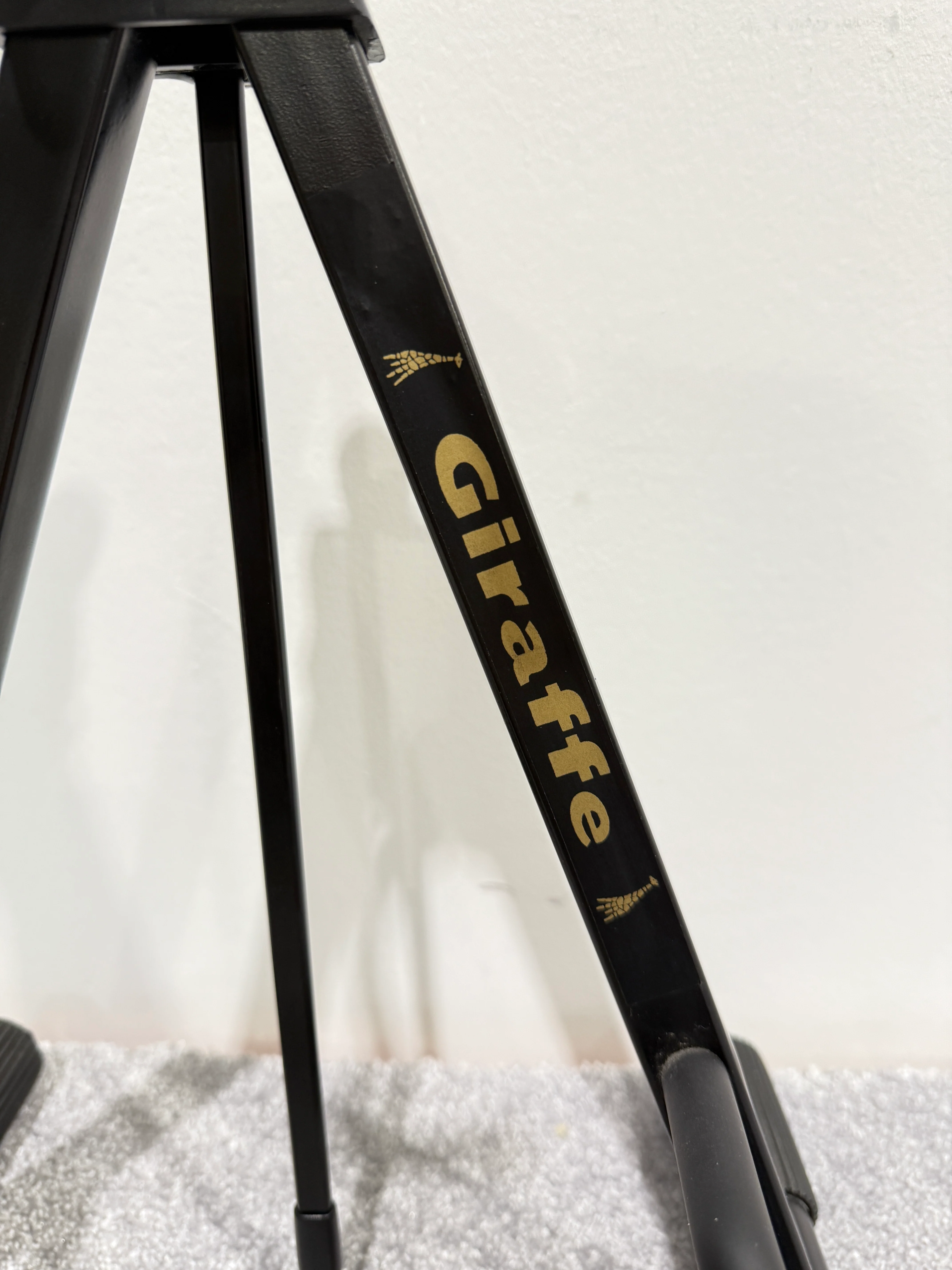 Giraffe Folding / Extendable Guitar or Bass Guitar Stand - Image 5