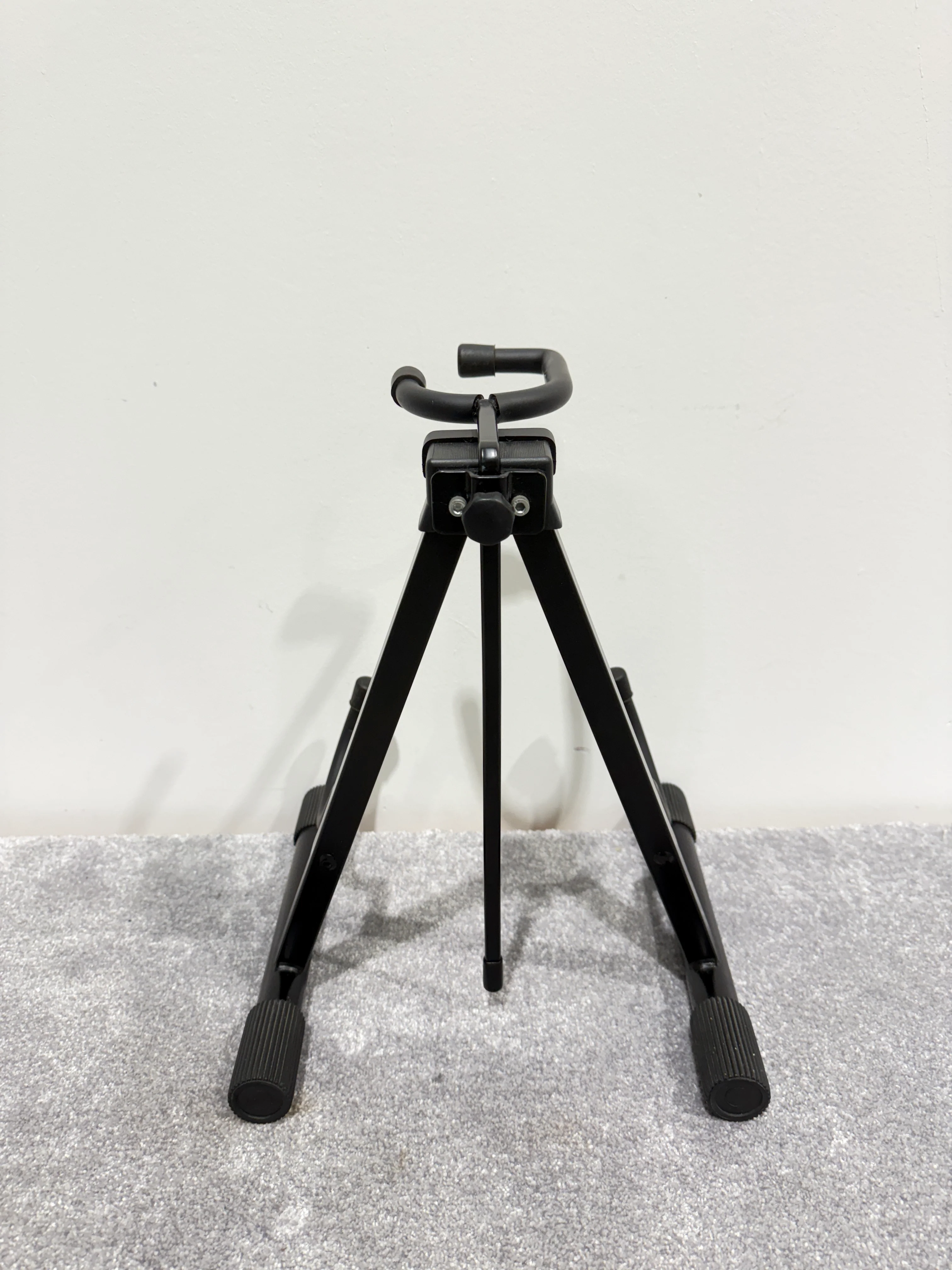 Giraffe Folding / Extendable Guitar or Bass Guitar Stand - Image 9