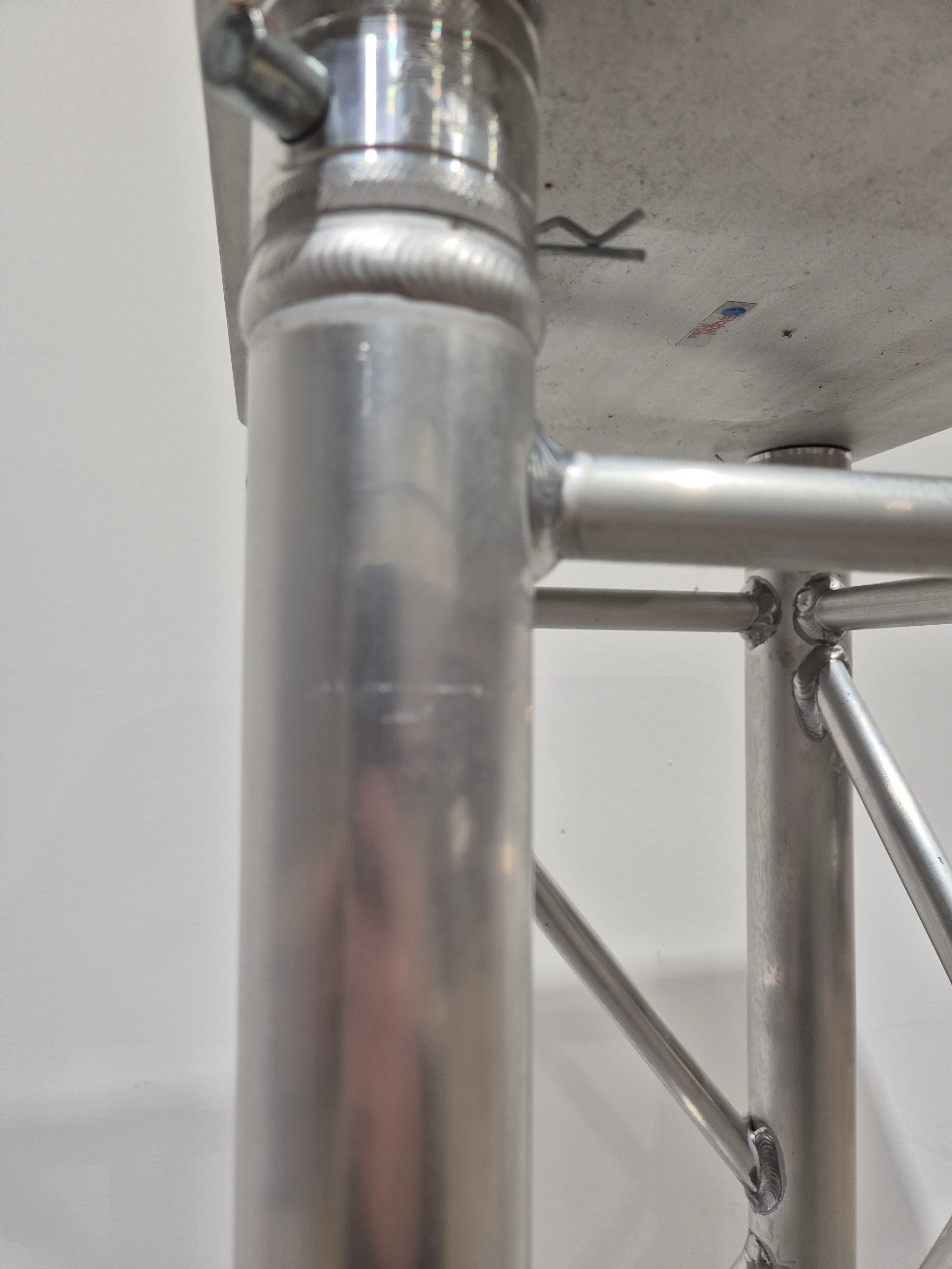 Global Truss SQ-4110 - 1m Square Aluminium Truss - Image 4