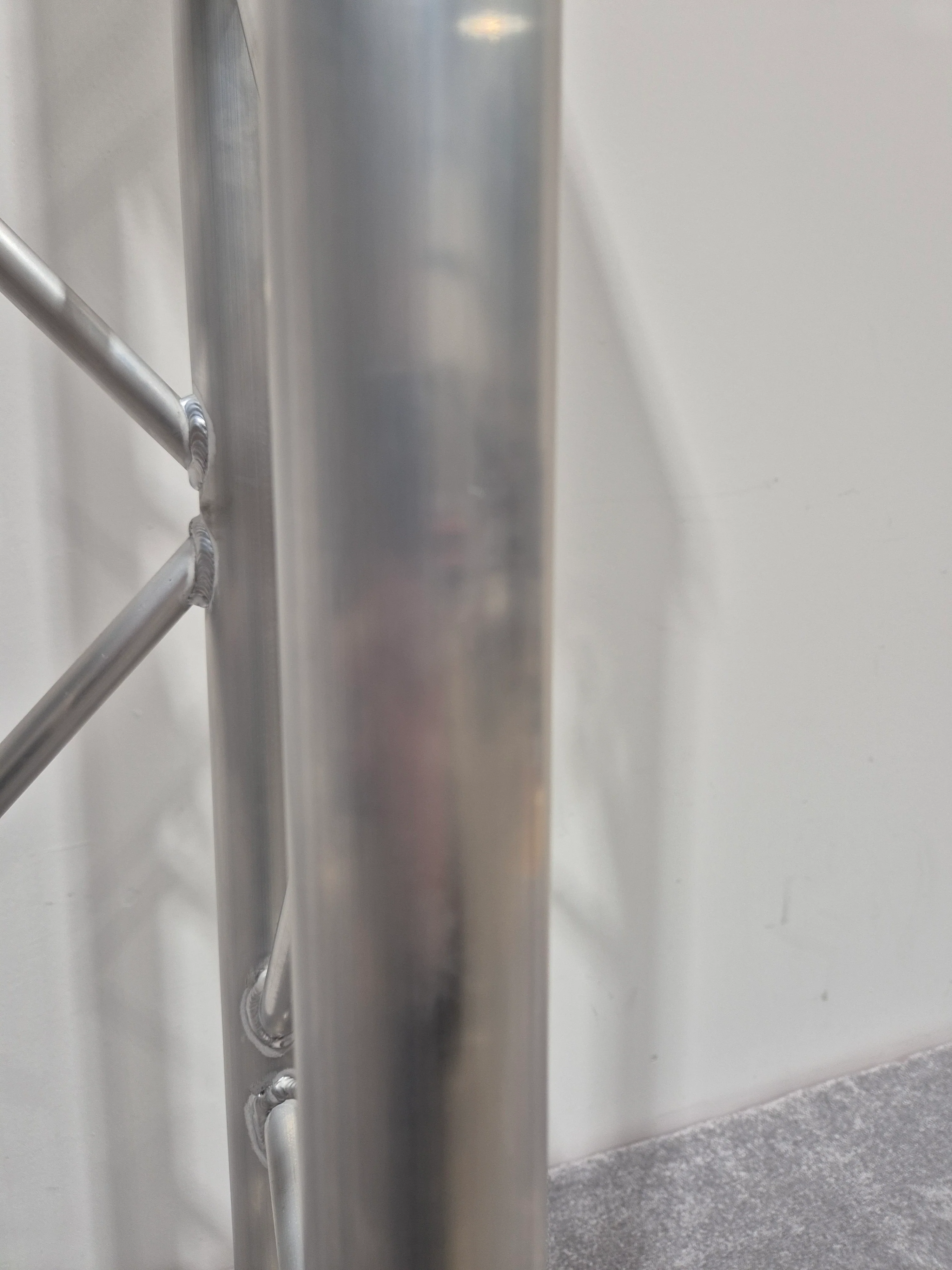 Global Truss Standard F34 - 1.5m Square Aluminium Truss - Image 4