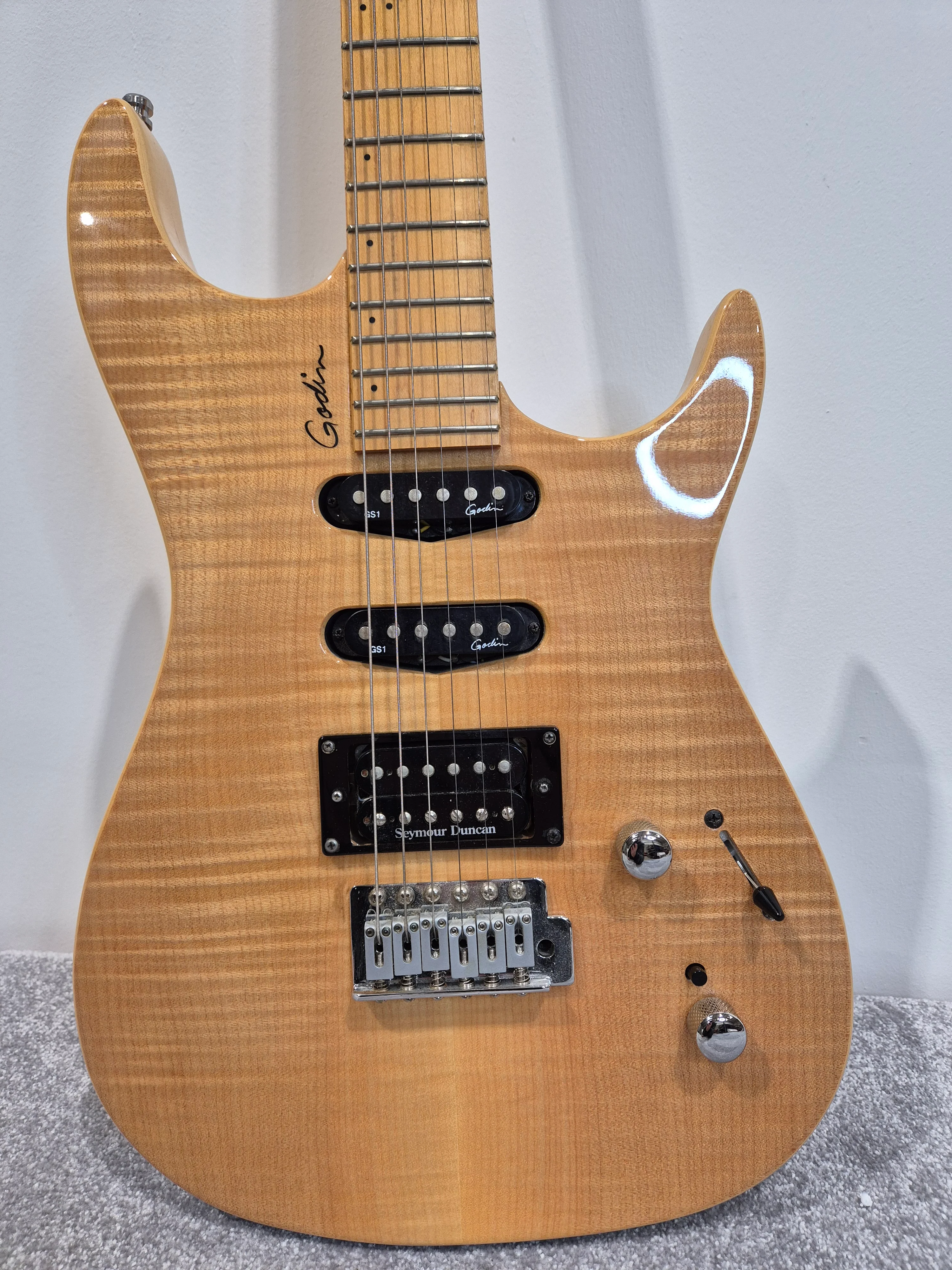 Godin Velocity Active Electric Guitar, Comes with Godin Soft Gig Bag + Tremolo Bar - Image 3