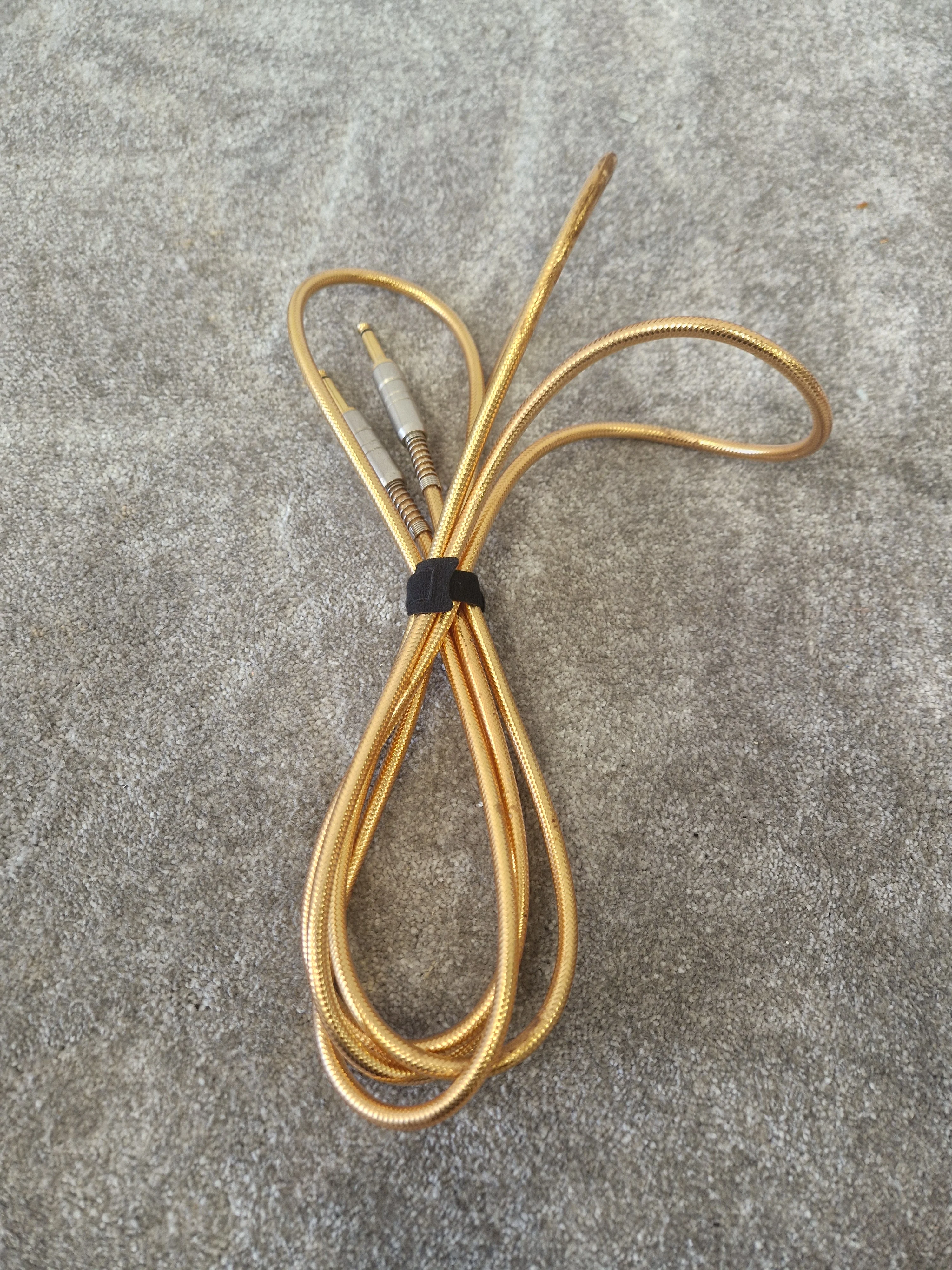 3M 1/4" TS Pair of Guitar Cables Gold – Premium Jack-to-Jack Lead for Studio & Stage Use - Image 2