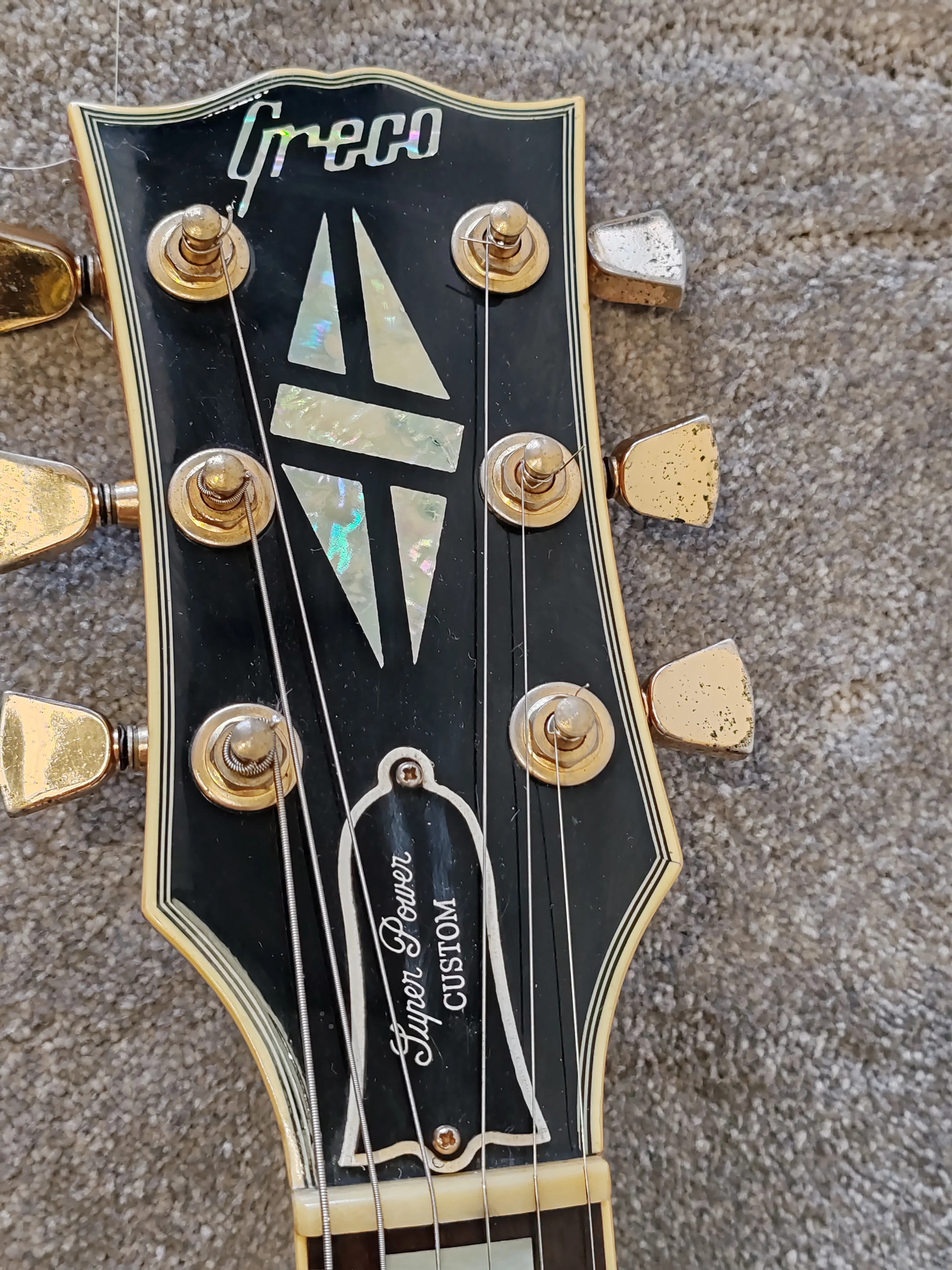 Greco Custom 1980 Les Paul 'Ace Frehley' of Kiss Fame – Very Good Condition w/ Hard Case - Image 9