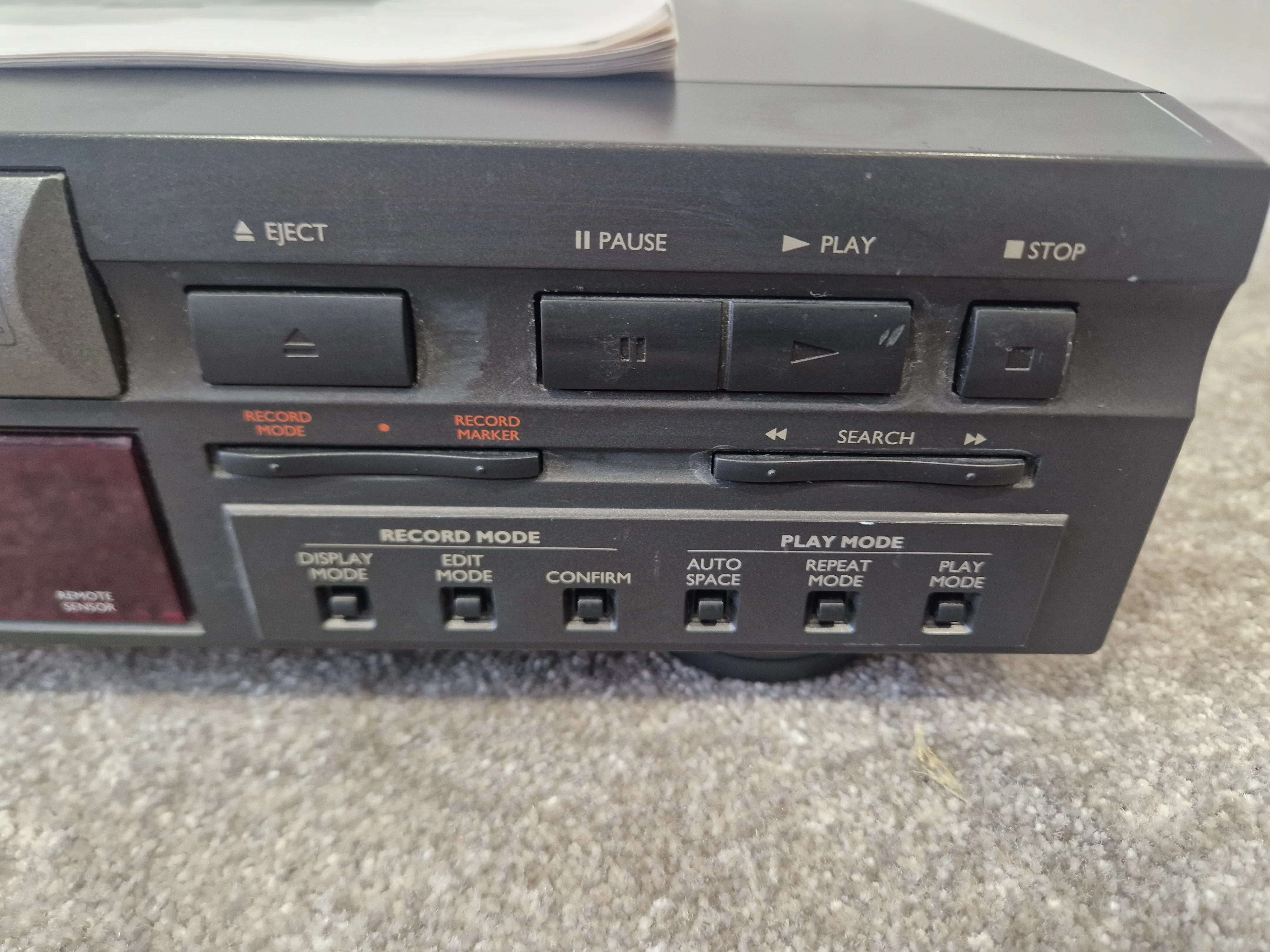 Grundig MD 50 MiniDisc Player/Recorder – Built-In Power Cable – Good w/ Manual - Image 2