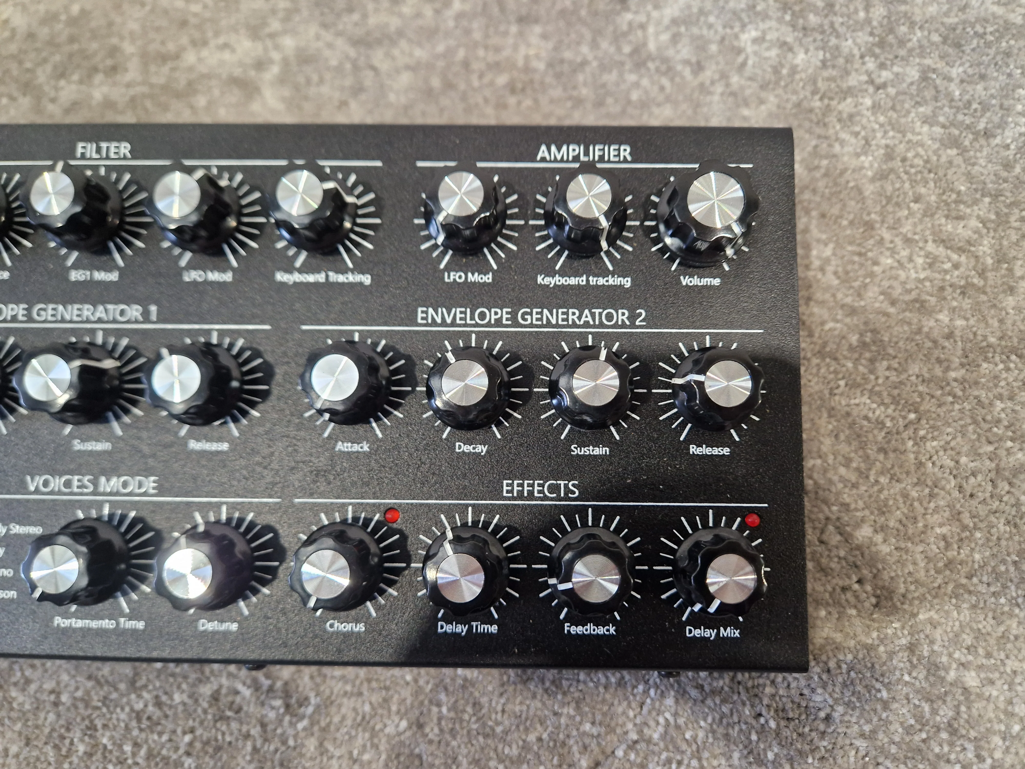 GS Music Bree6 Desktop Synthesizer – Analog Signal Path – 6-Voice Polyphony – Open Box New - Image 6