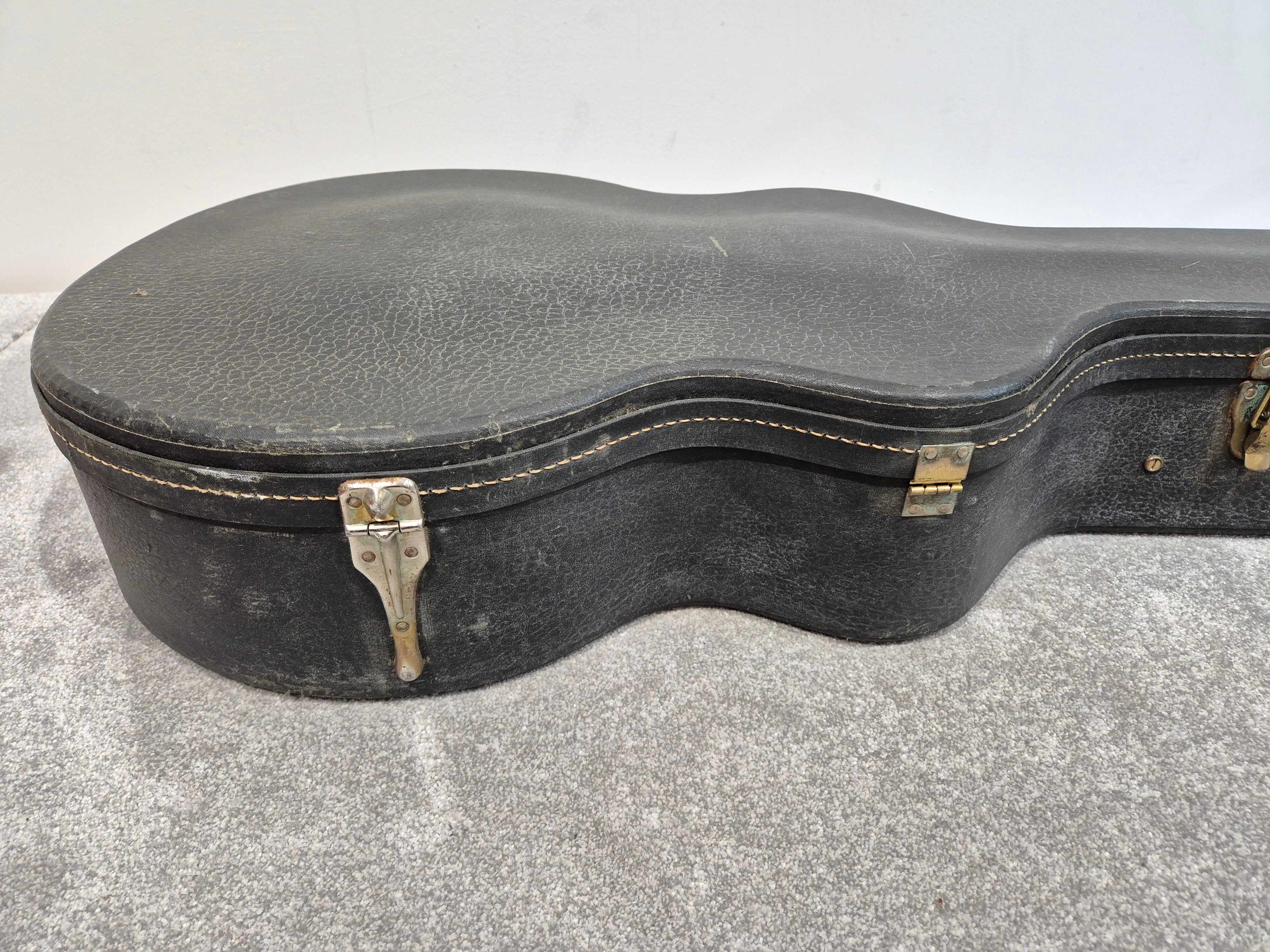 Guild Hard Case - Acoustic Guitar Hard Case - Dreadnought - Image 10