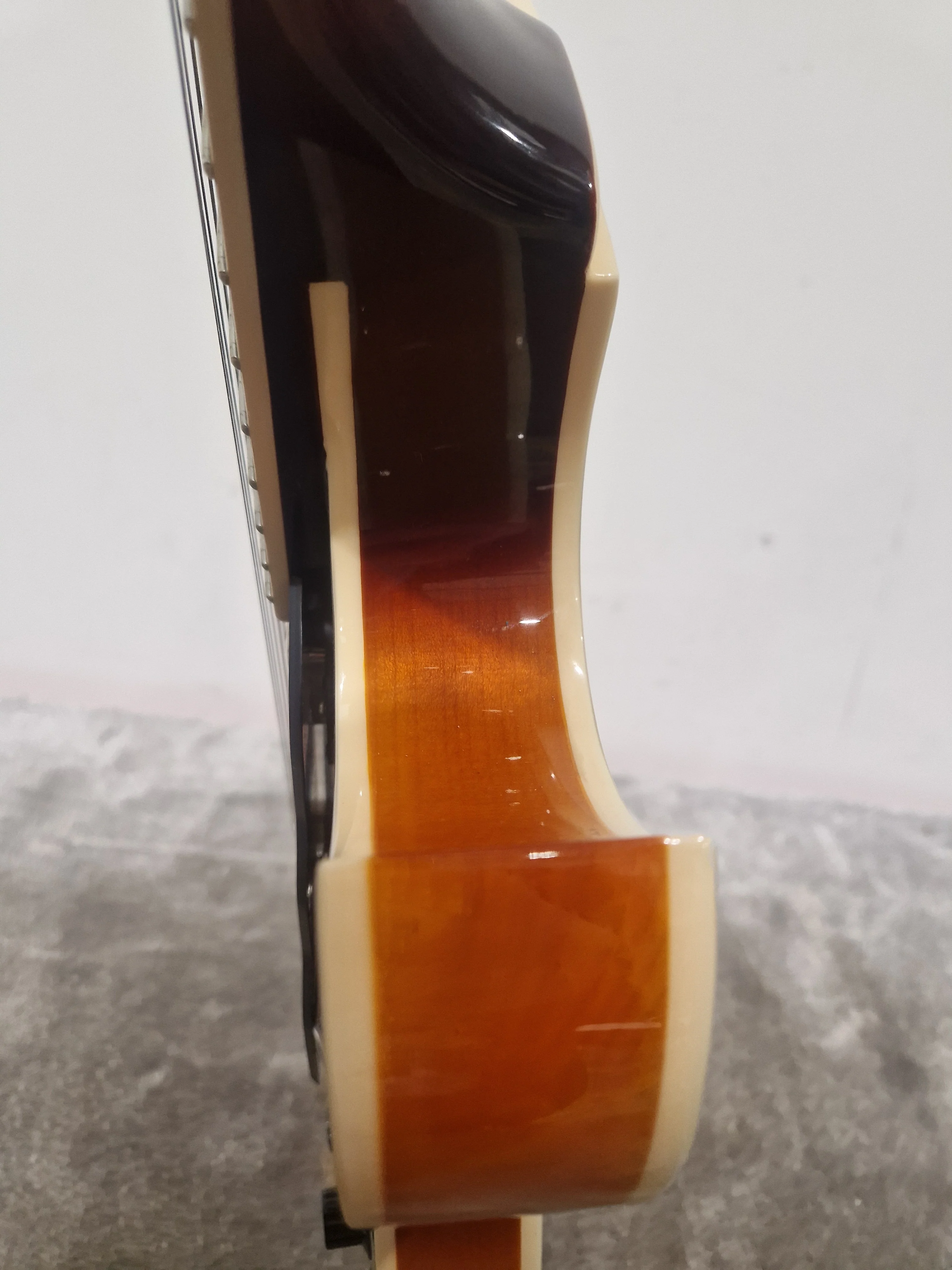 Guild Starfire SF-1SC/ATB Sunburst Hollow-Body Electric Guitar – Hollow-Body Electric Guitar - Excellent - Image 3