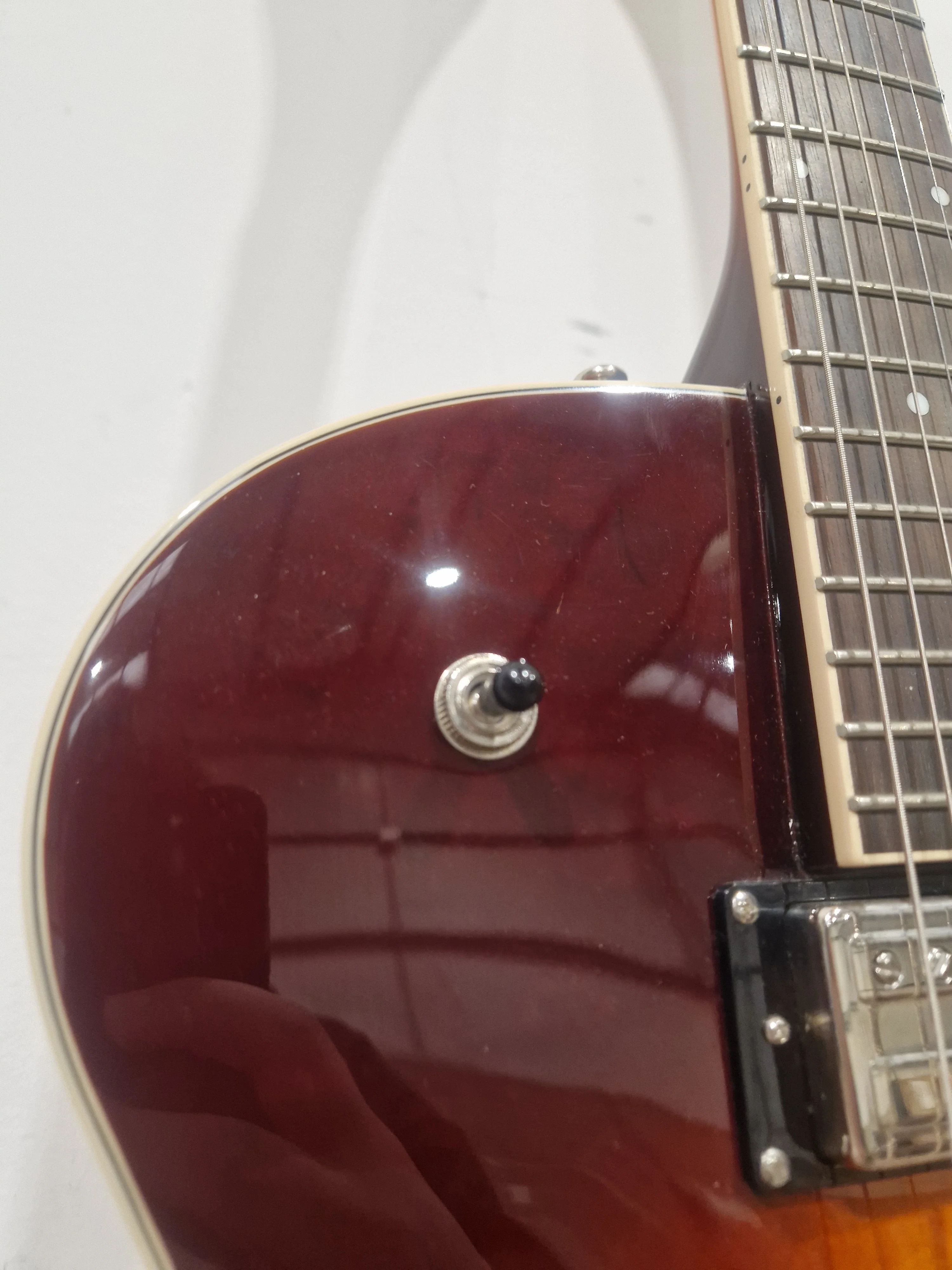 Guild Starfire SF-1SC/ATB Sunburst Hollow-Body Electric Guitar – Hollow-Body Electric Guitar - Excellent - Image 9