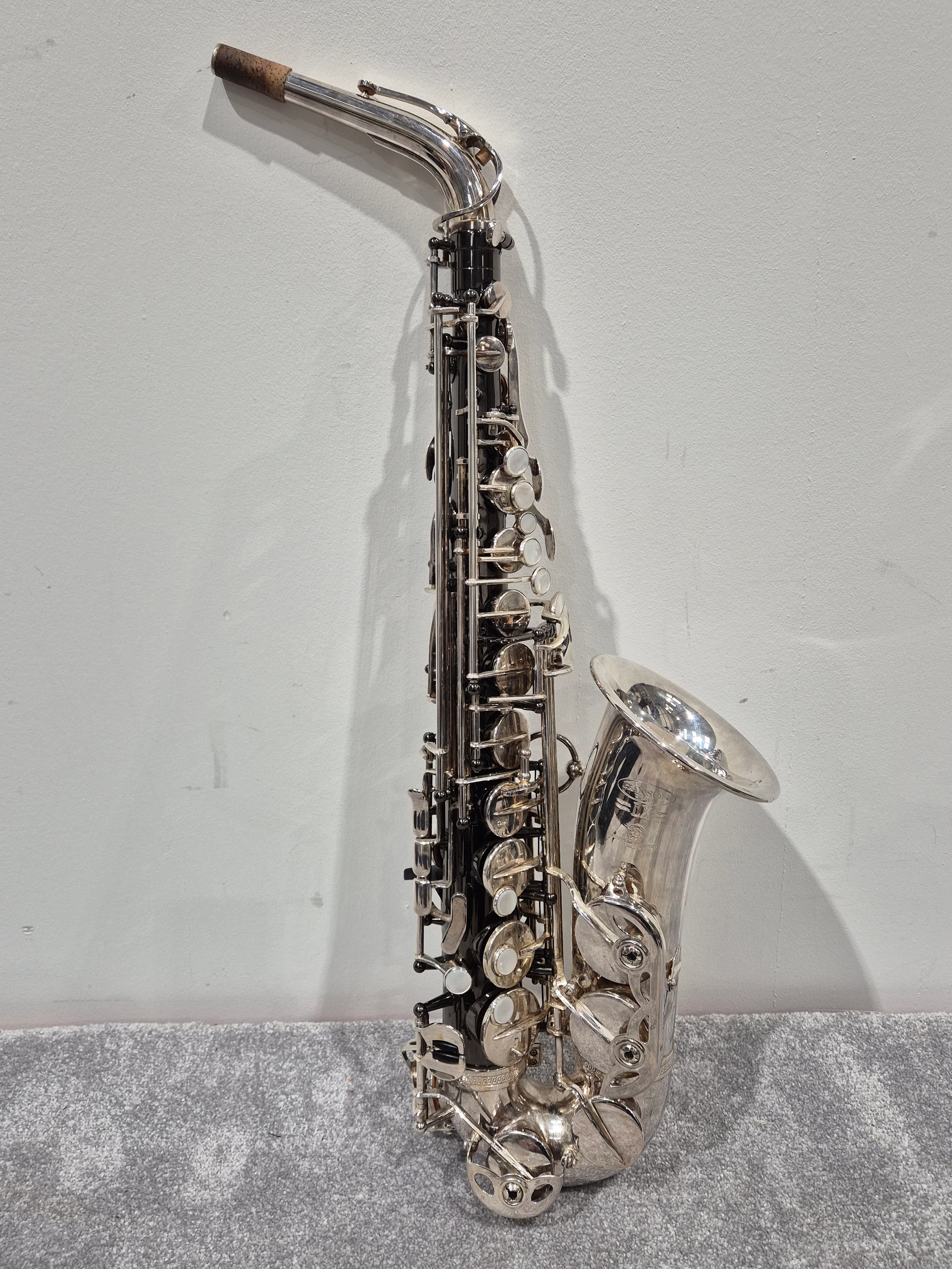 Hanson LX Alto Saxophone - High-Quality Saxophone w/ Hansons Soft Case - Image 2