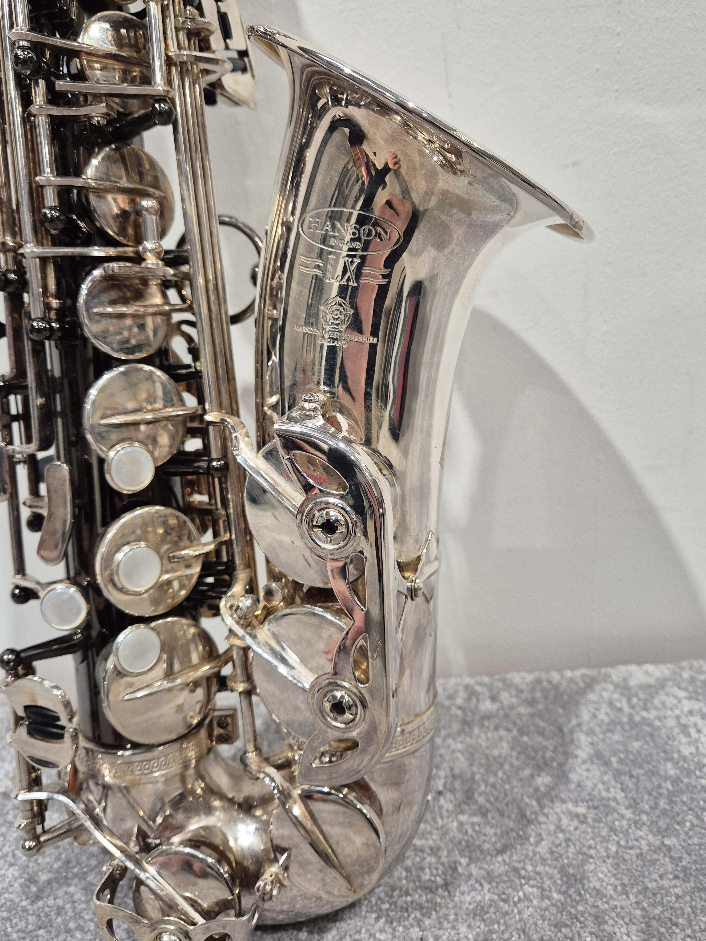 Hanson LX Alto Saxophone - High-Quality Saxophone w/ Hansons Soft Case - Image 3