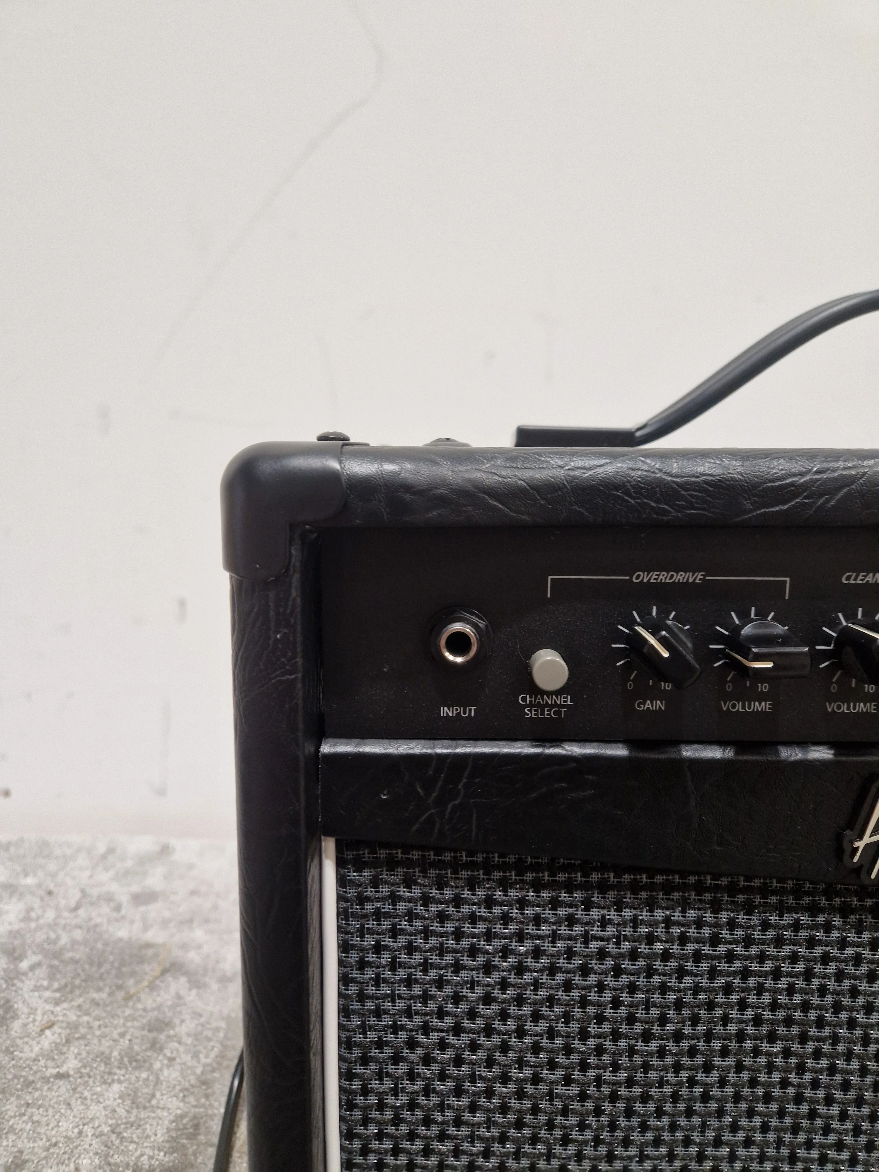 Harley Benton HB-20R - Amplifier - Black - Excellent w/ Original Box - Image 12